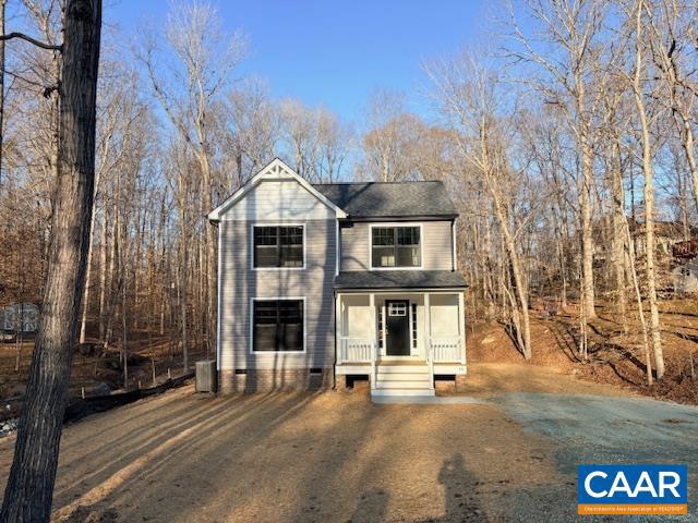 LAKE MONTICELLO - Residential