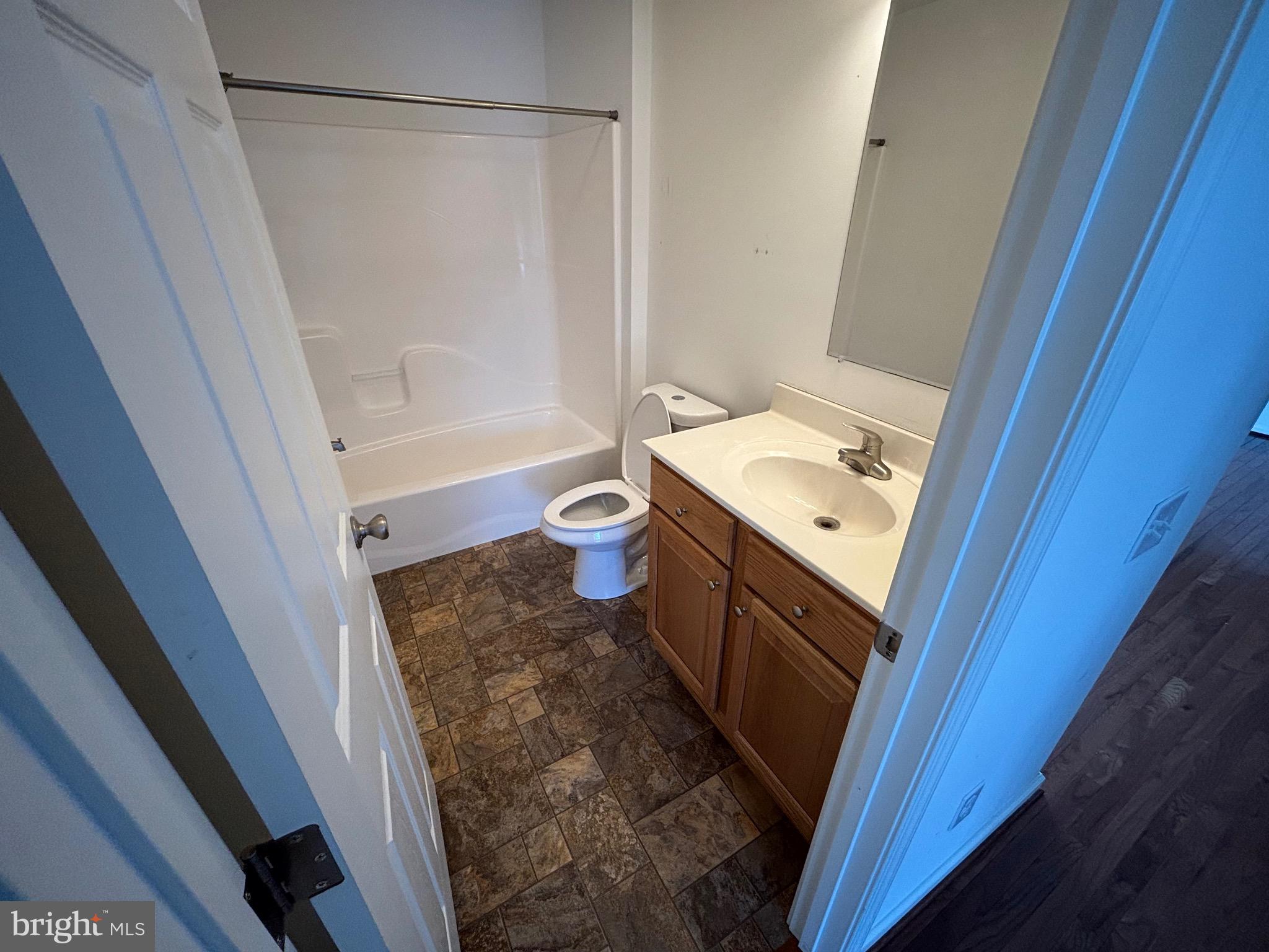 MOUNT VISTA EST - Residential