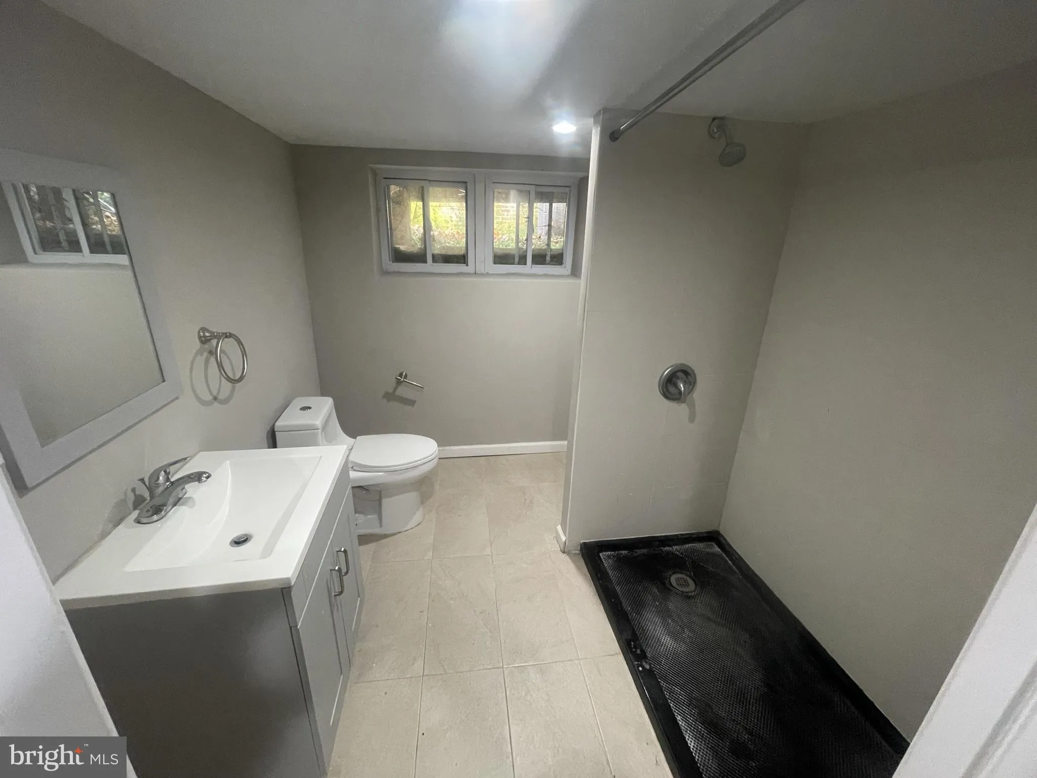 Philadelphia, Pennsylvania 19119, United States, 5 Bedrooms Bedrooms, ,3 BathroomsBathrooms,Residential,Active,122063