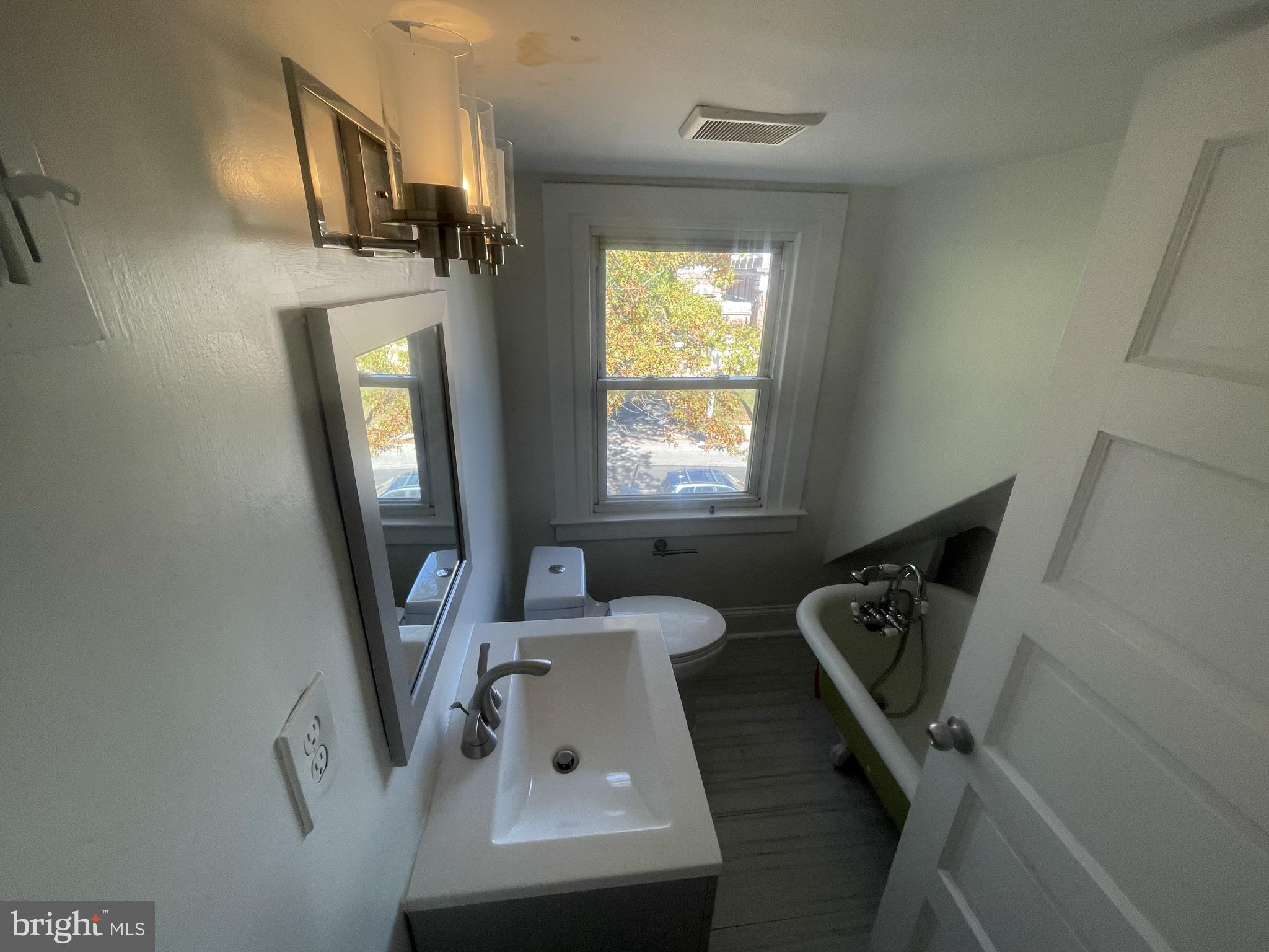 GERMANTOWN - Residential Lease