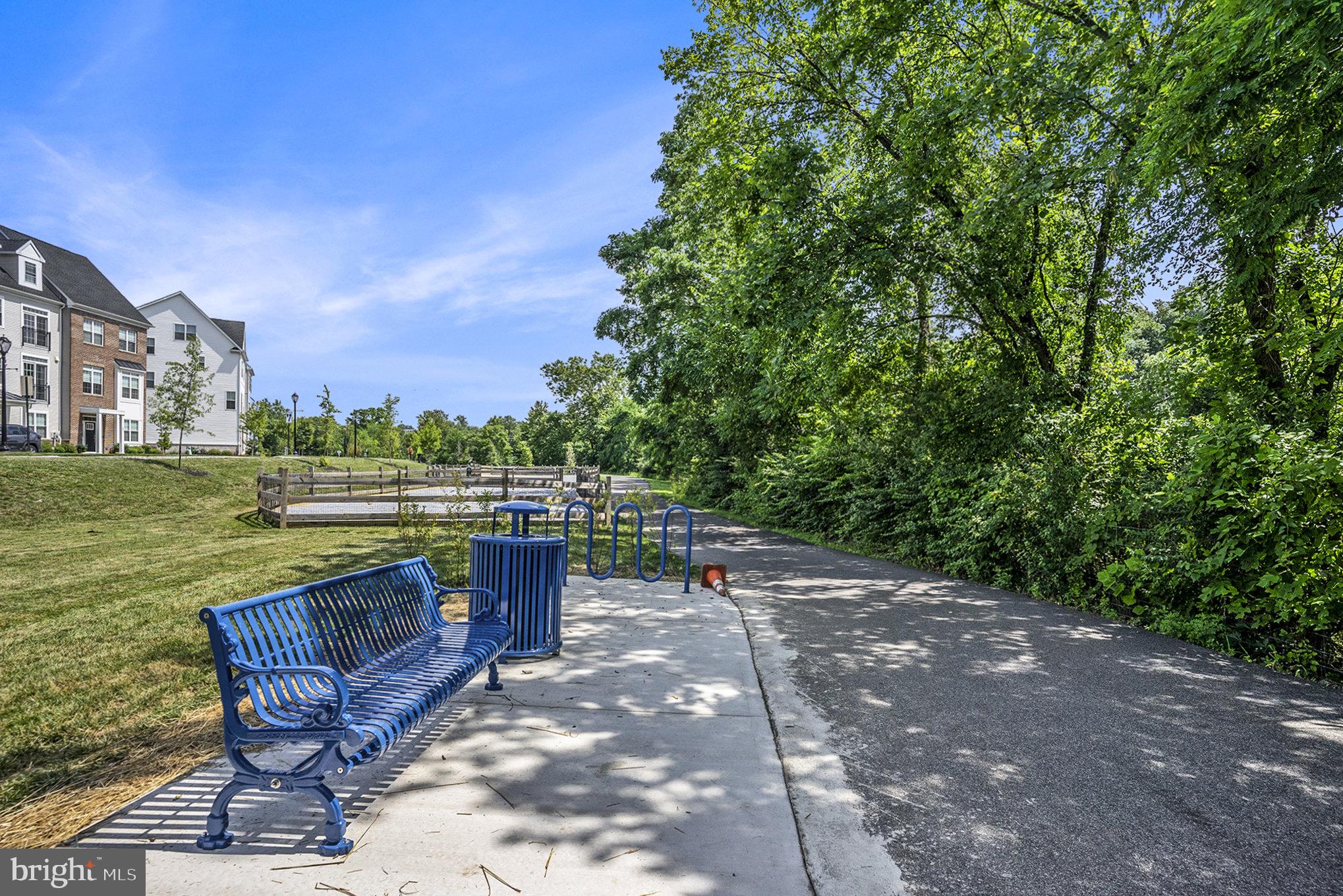 STEELPOINTE - Residential