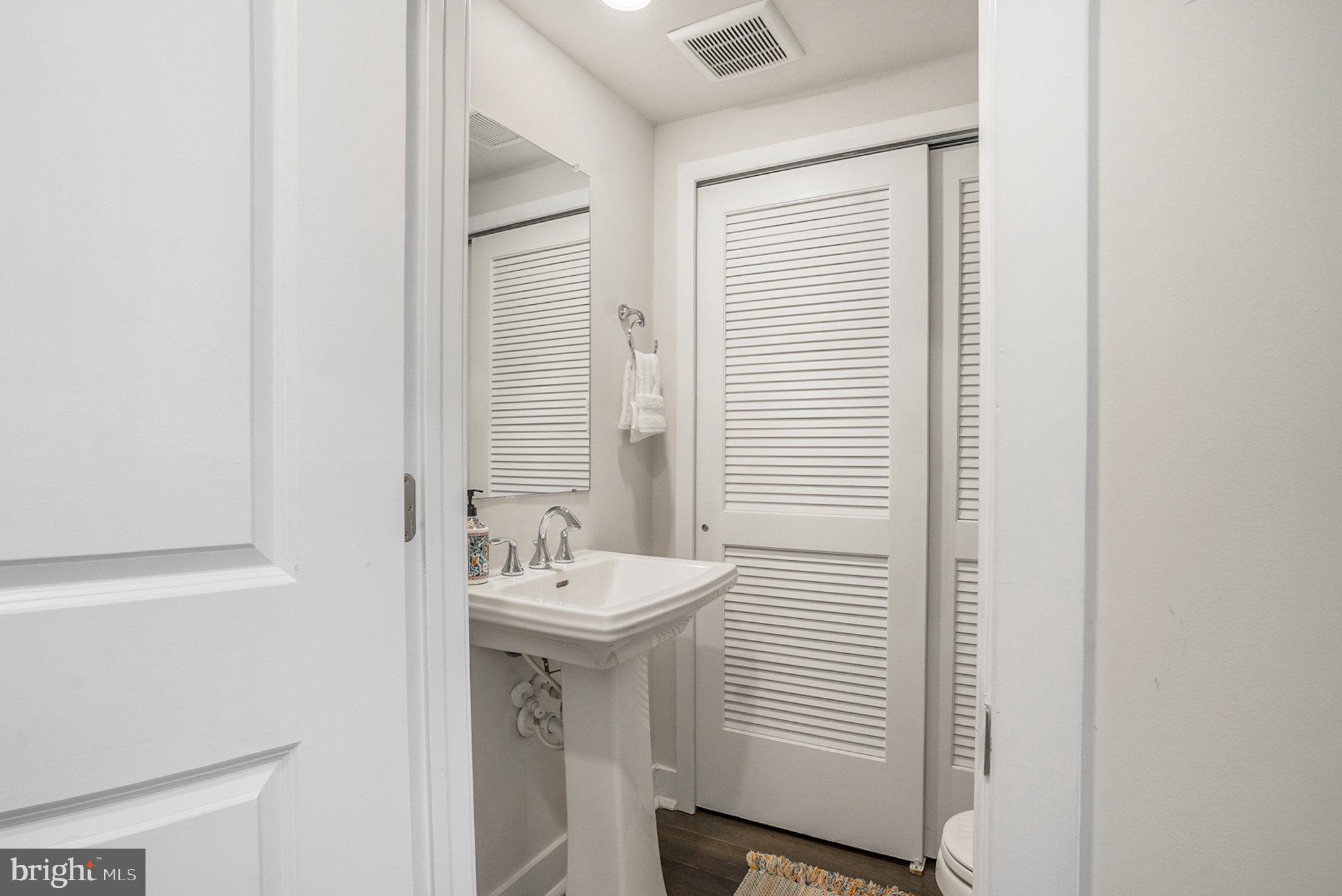 STEELPOINTE - Residential