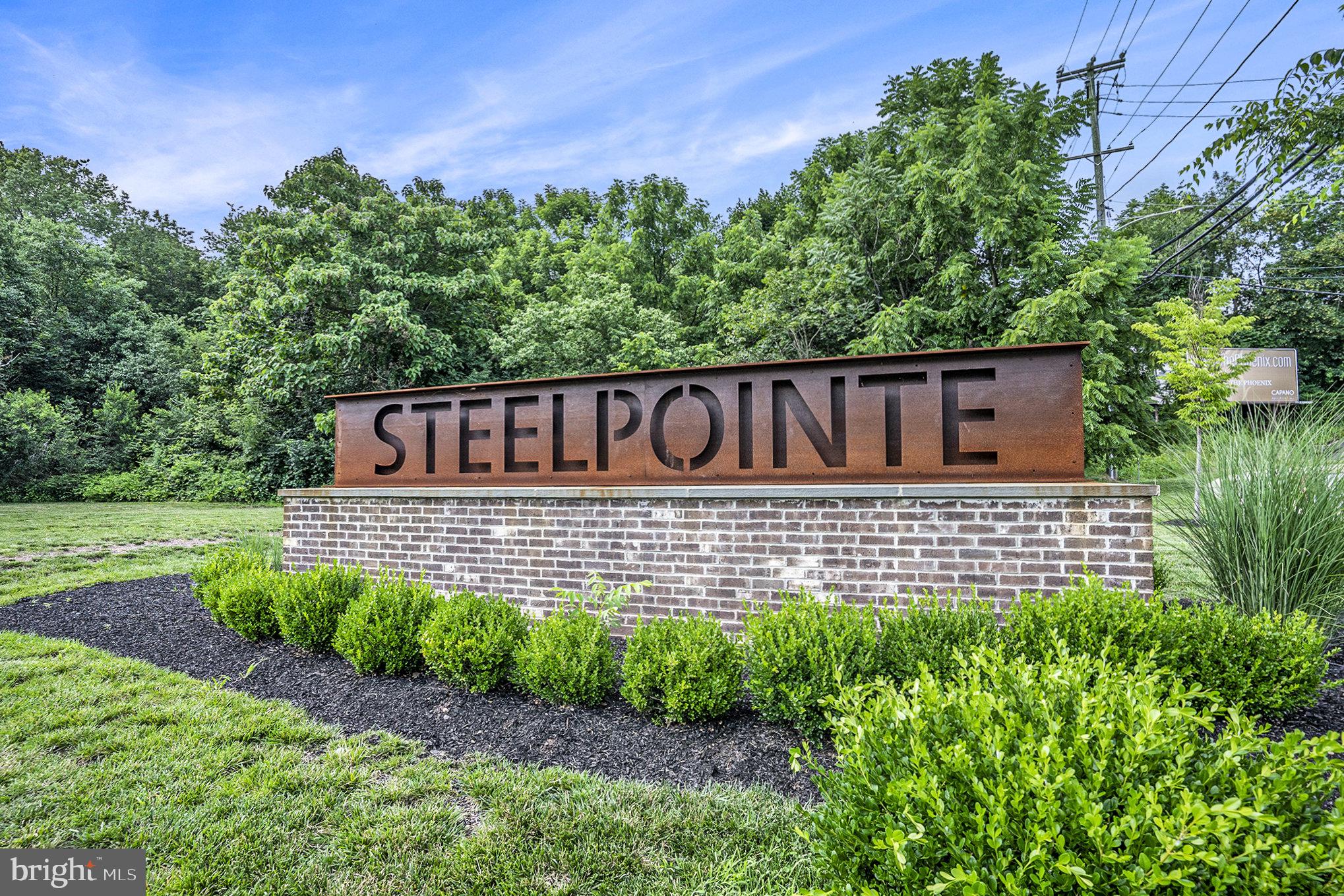 STEELPOINTE - Residential