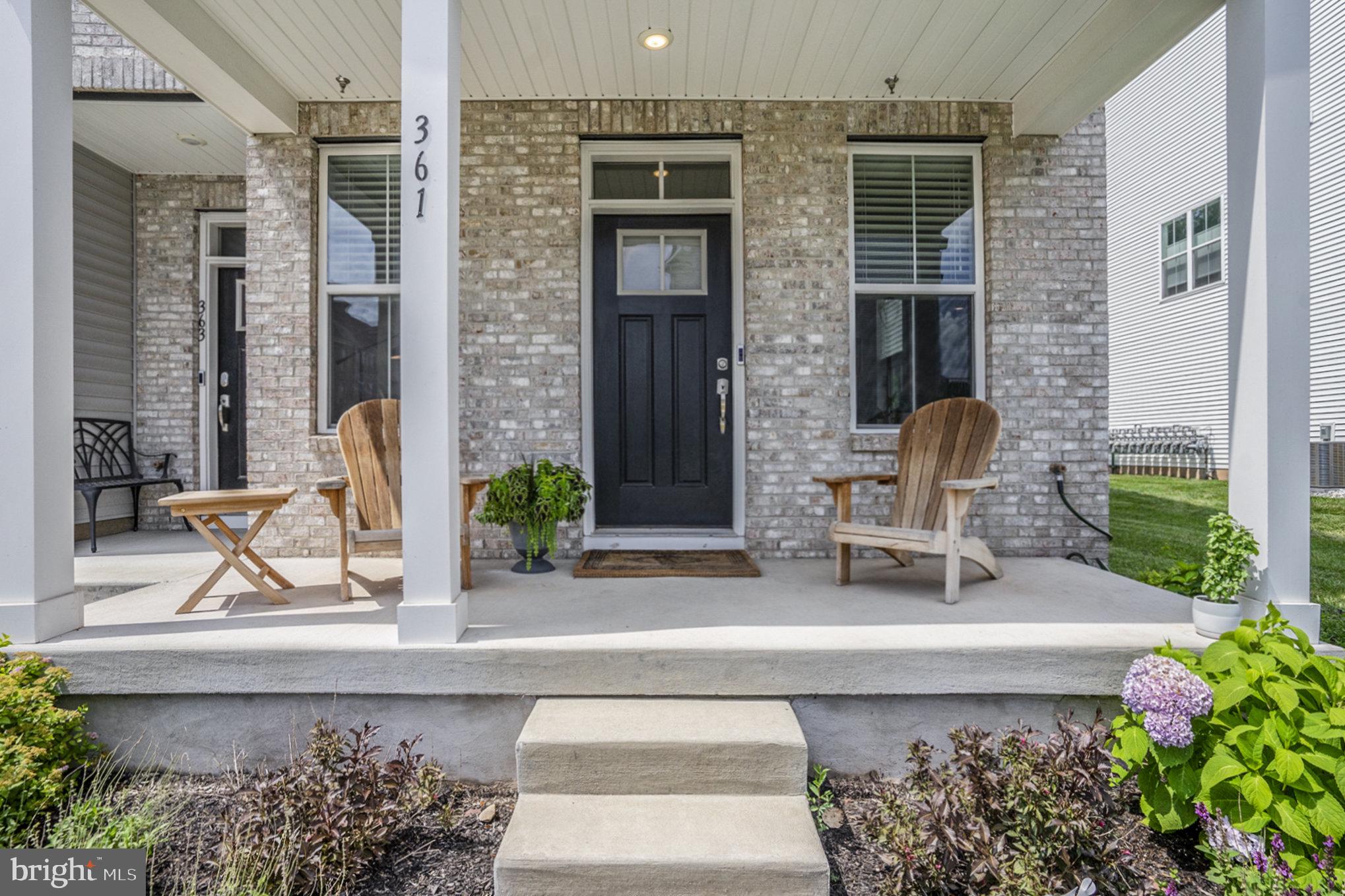 STEELPOINTE - Residential