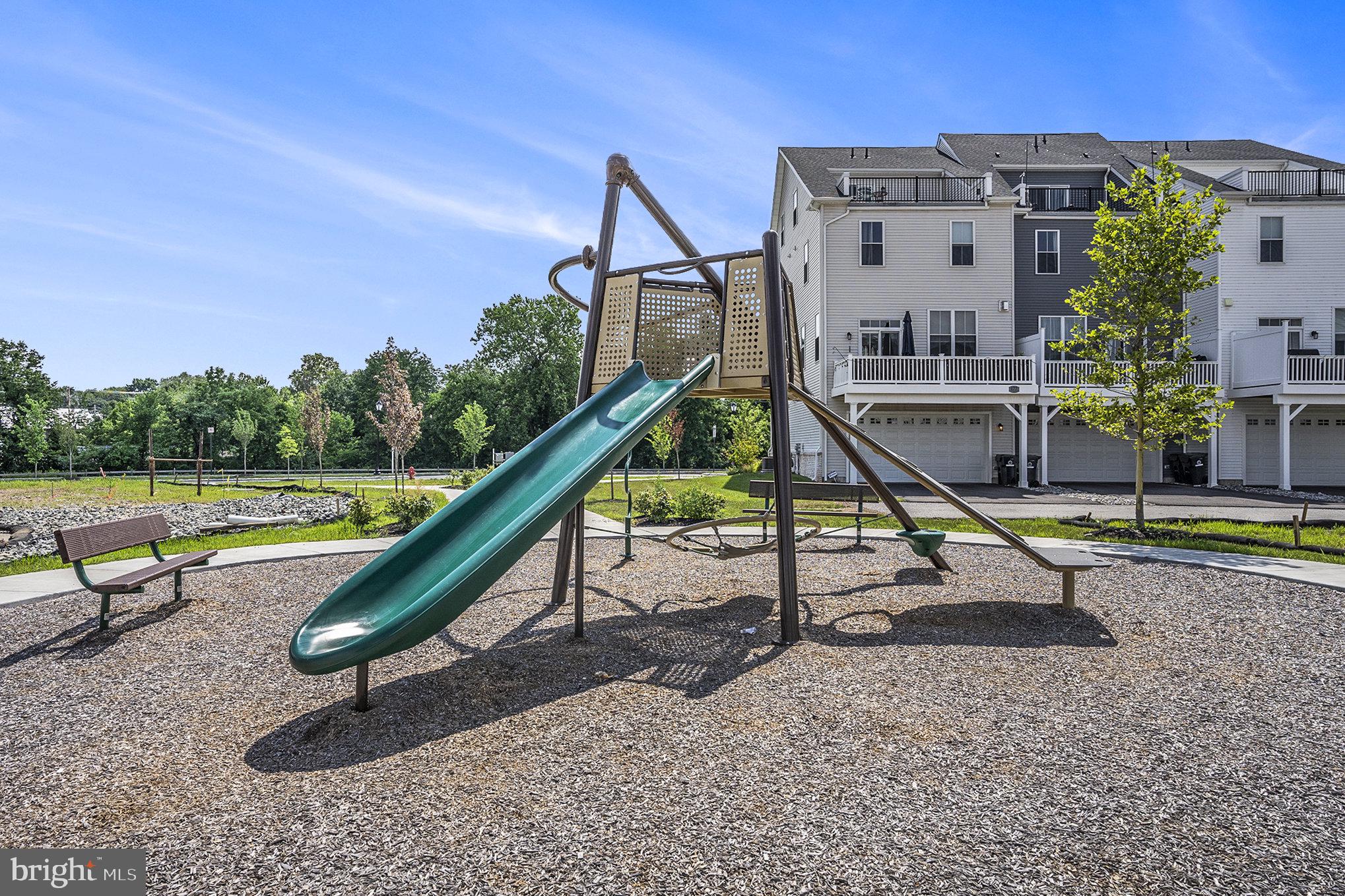 STEELPOINTE - Residential