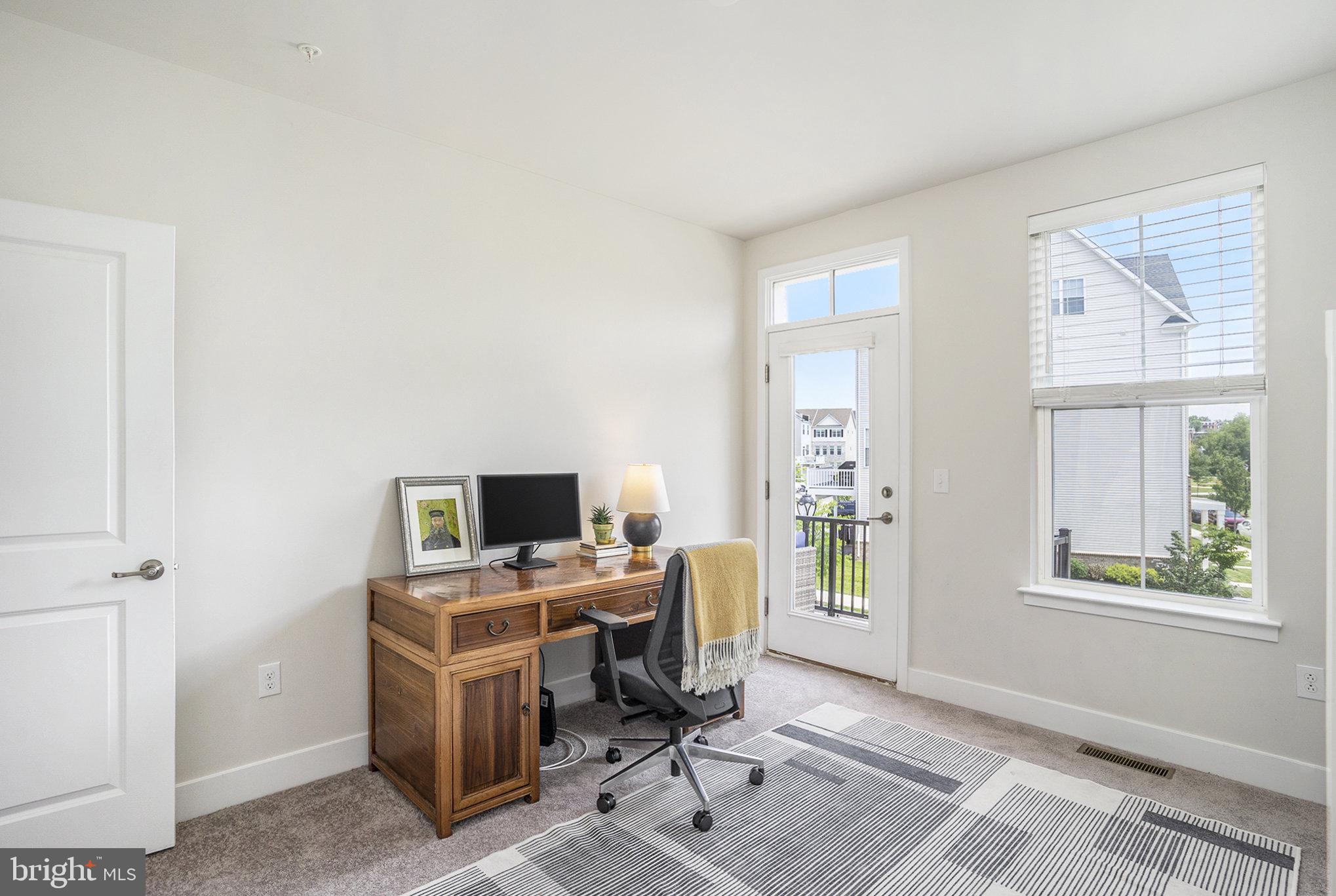 STEELPOINTE - Residential