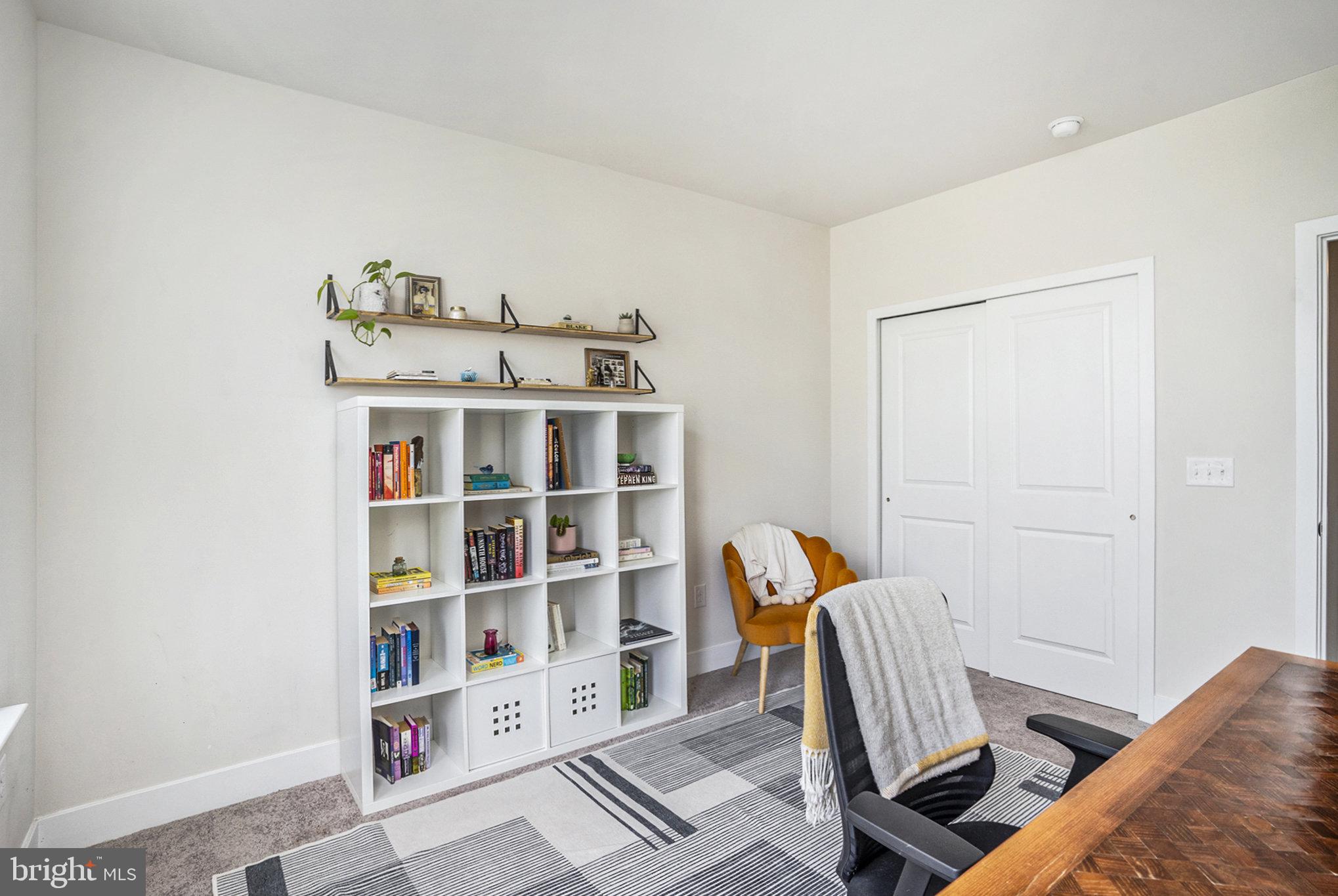 STEELPOINTE - Residential