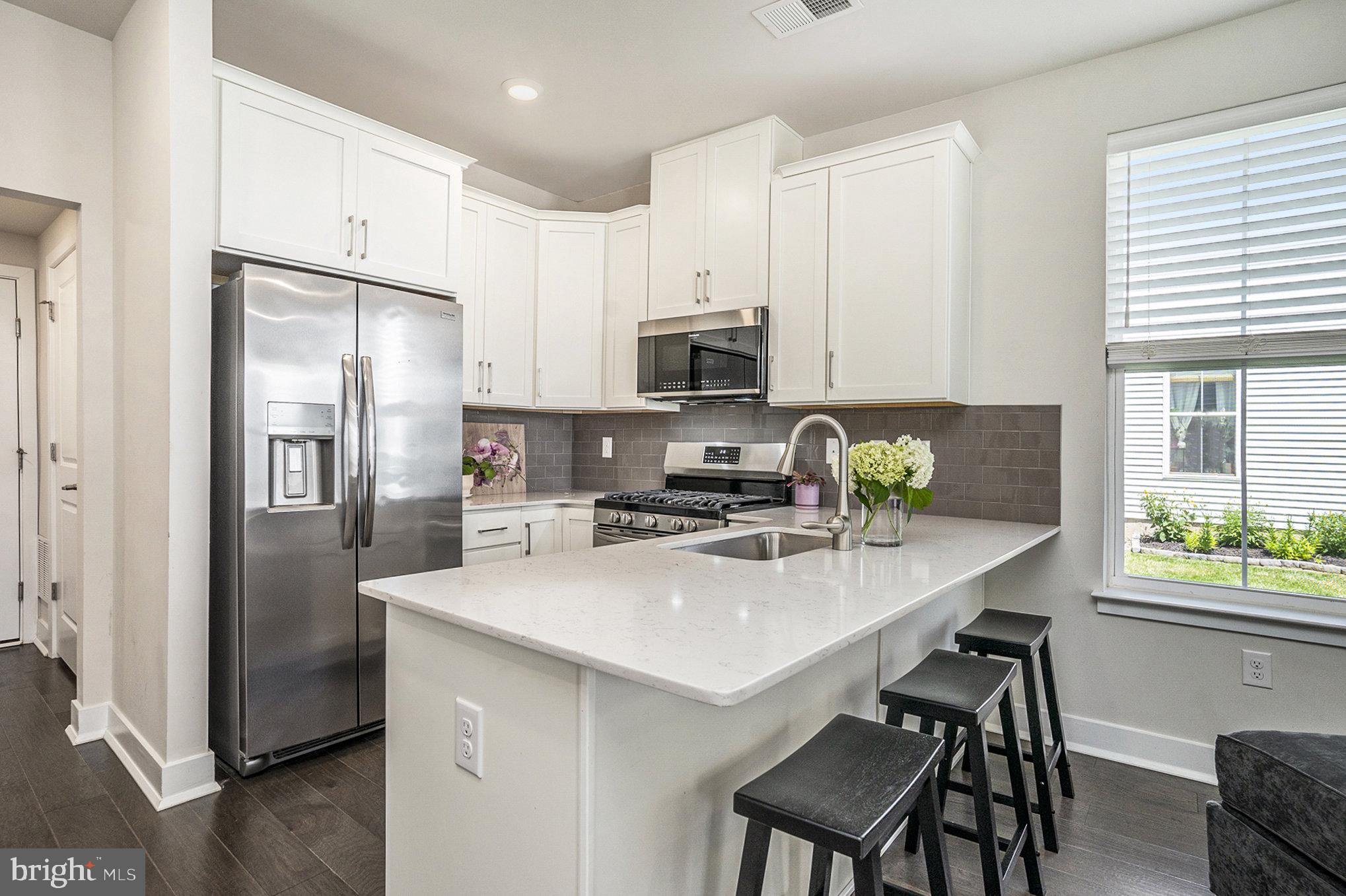 STEELPOINTE - Residential