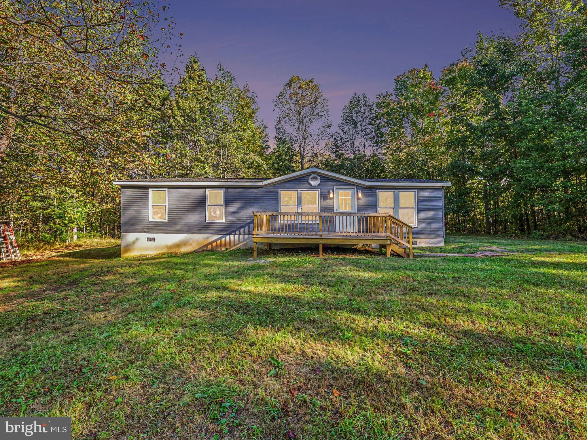 10101 Hummingbird Lane