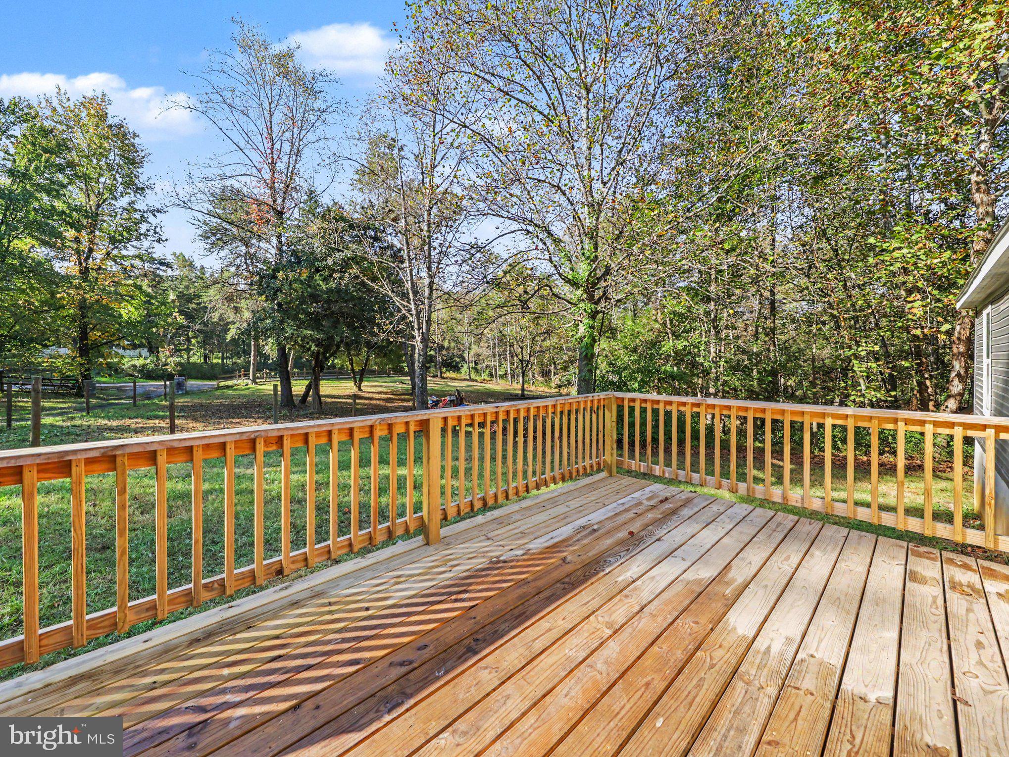 10101 HUMMINGBIRD LANE