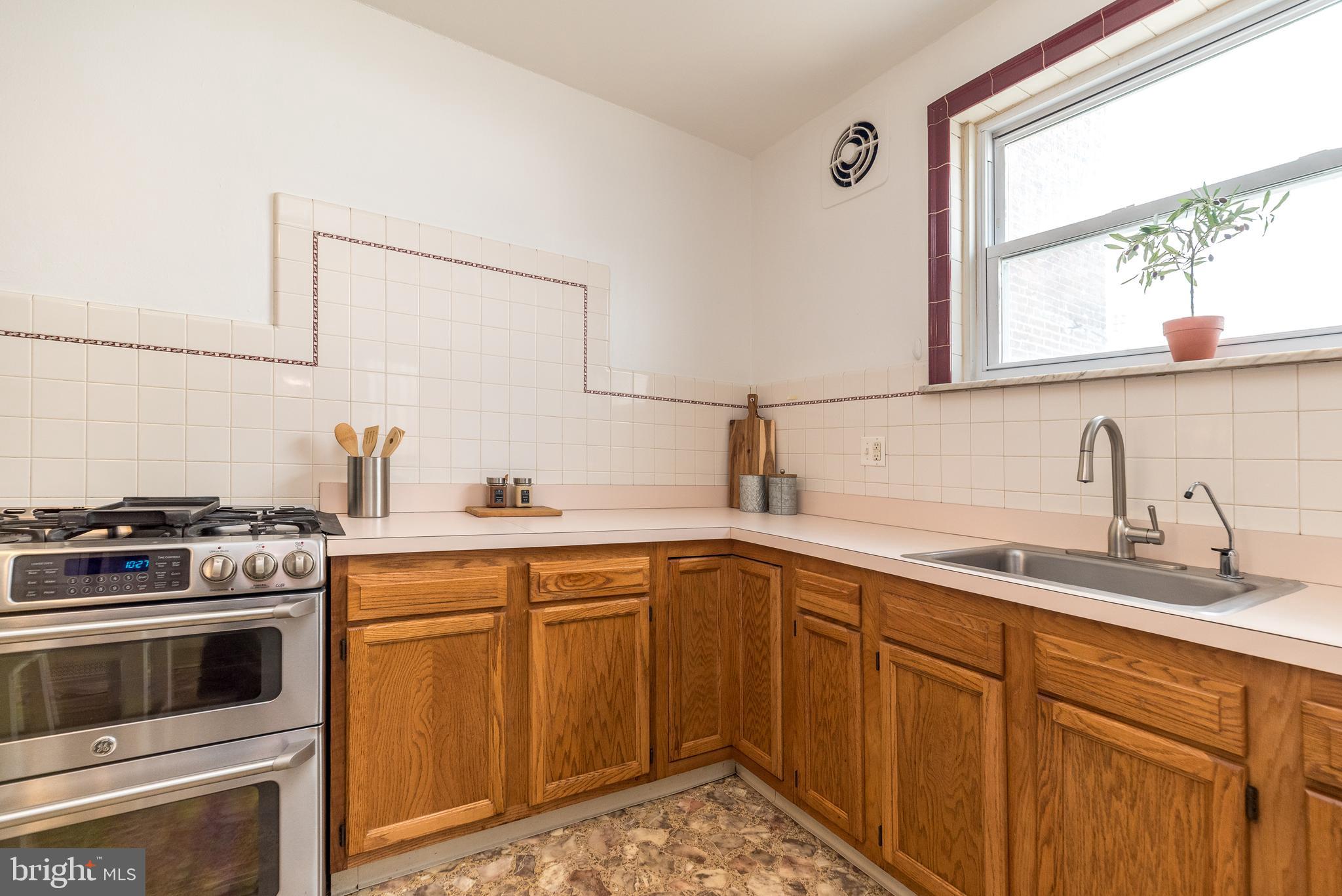 PASSYUNK SQUARE - Residential