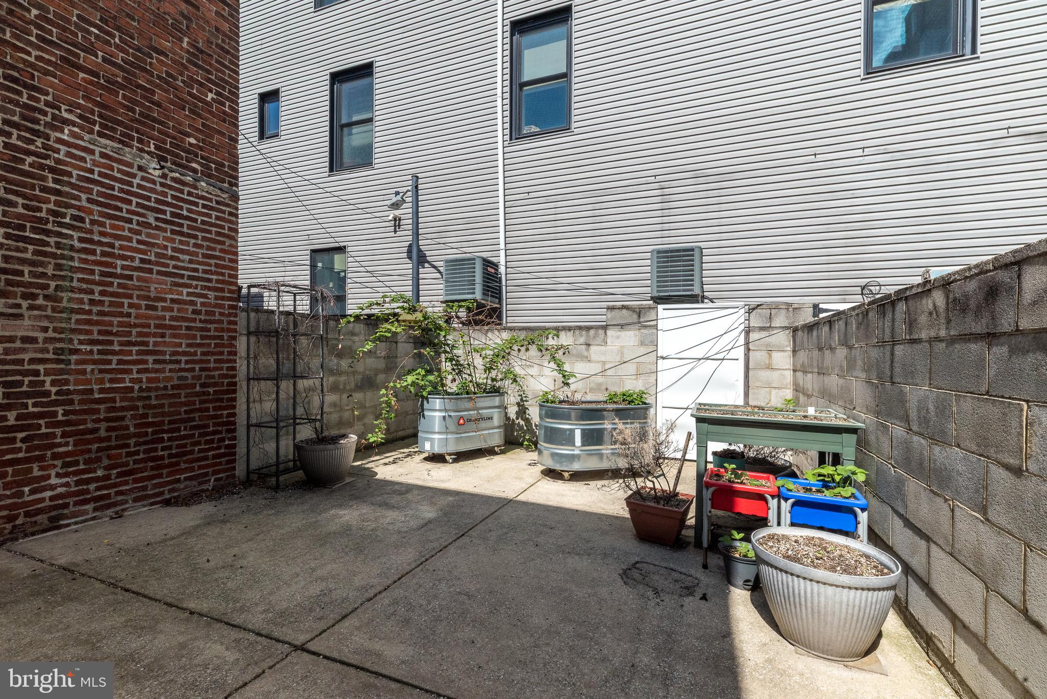 PASSYUNK SQUARE - Residential