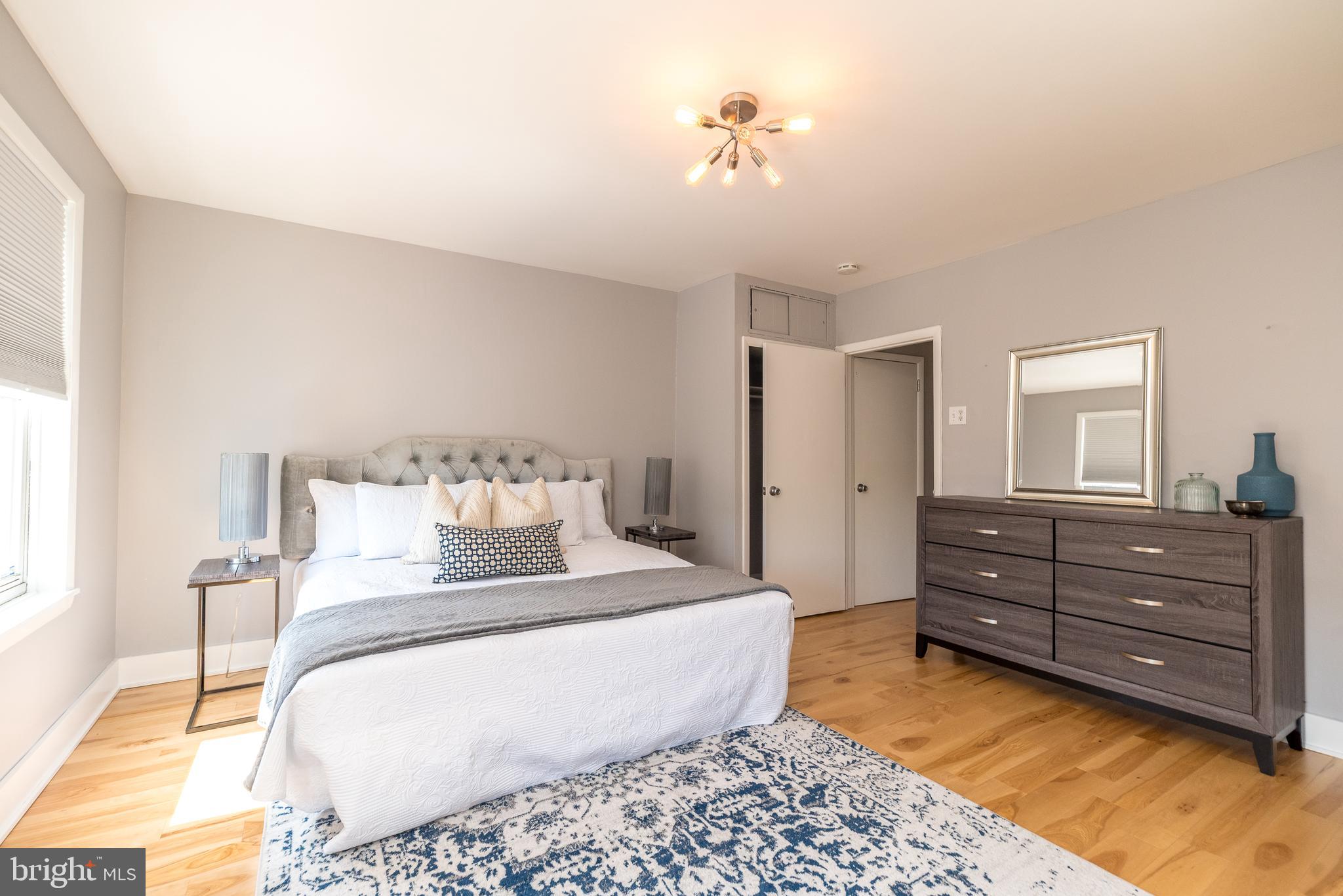 PASSYUNK SQUARE - Residential