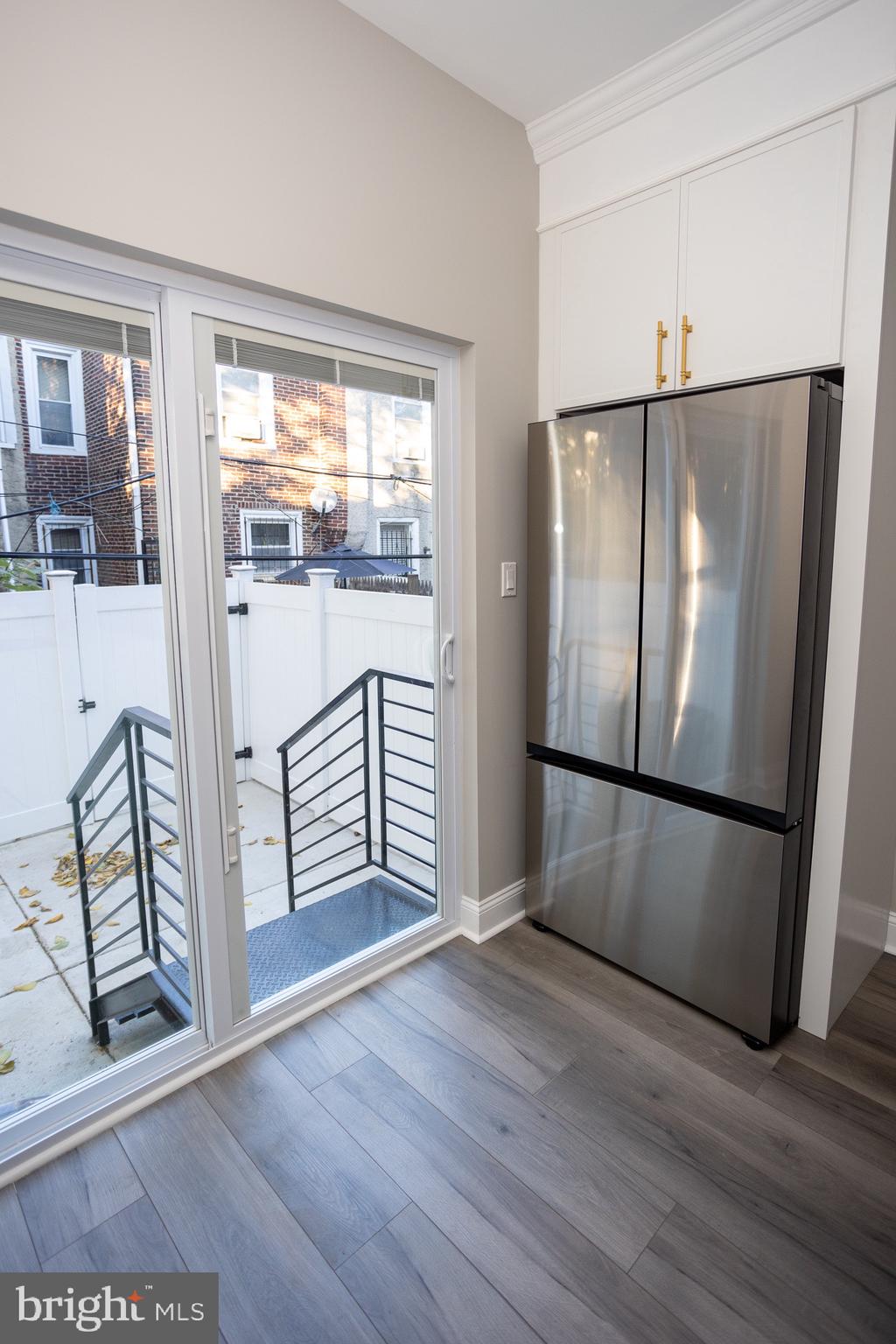 POINT BREEZE - Residential