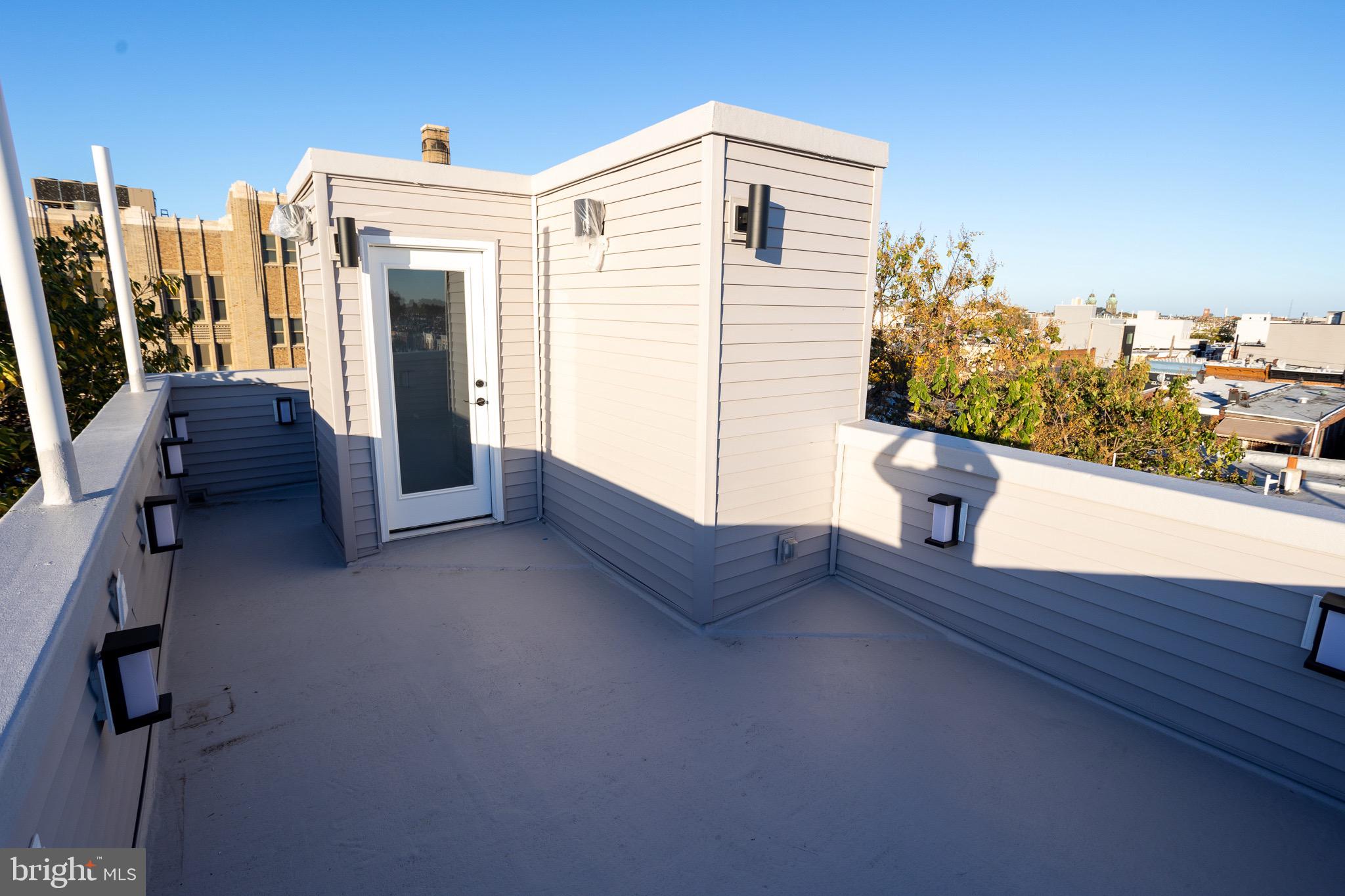 POINT BREEZE - Residential