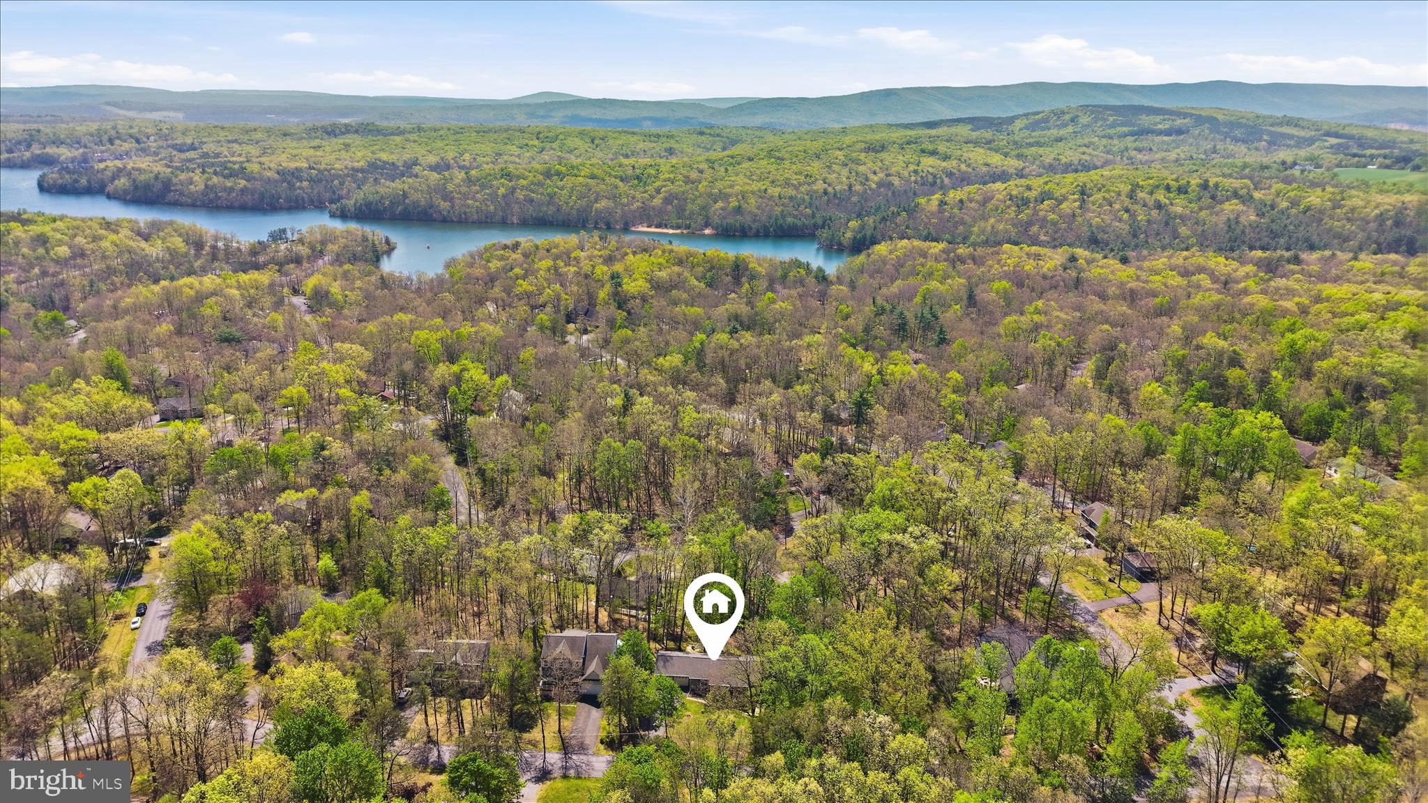 LAKE HOLIDAY ESTATES - Residential