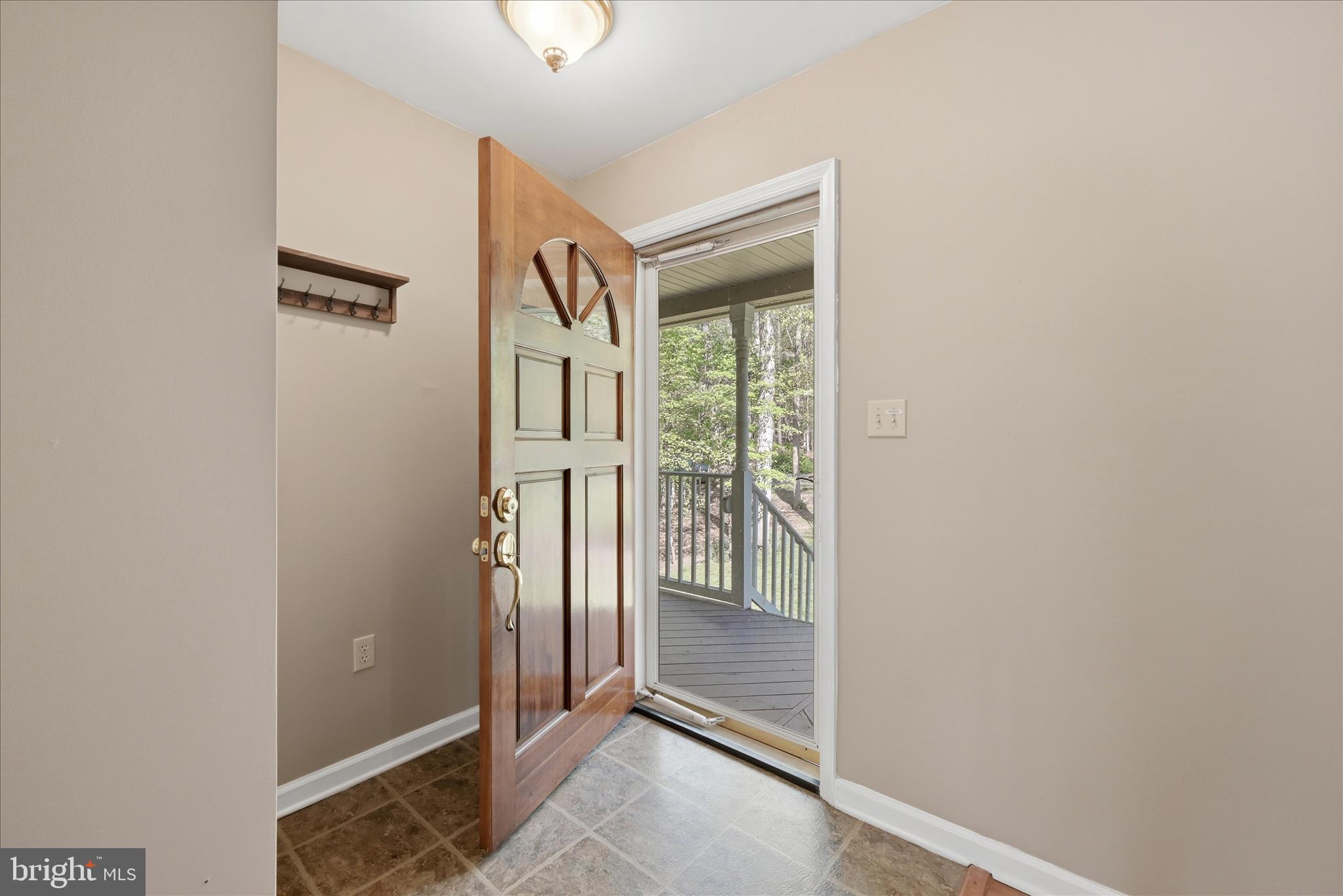 LAKE HOLIDAY ESTATES - Residential