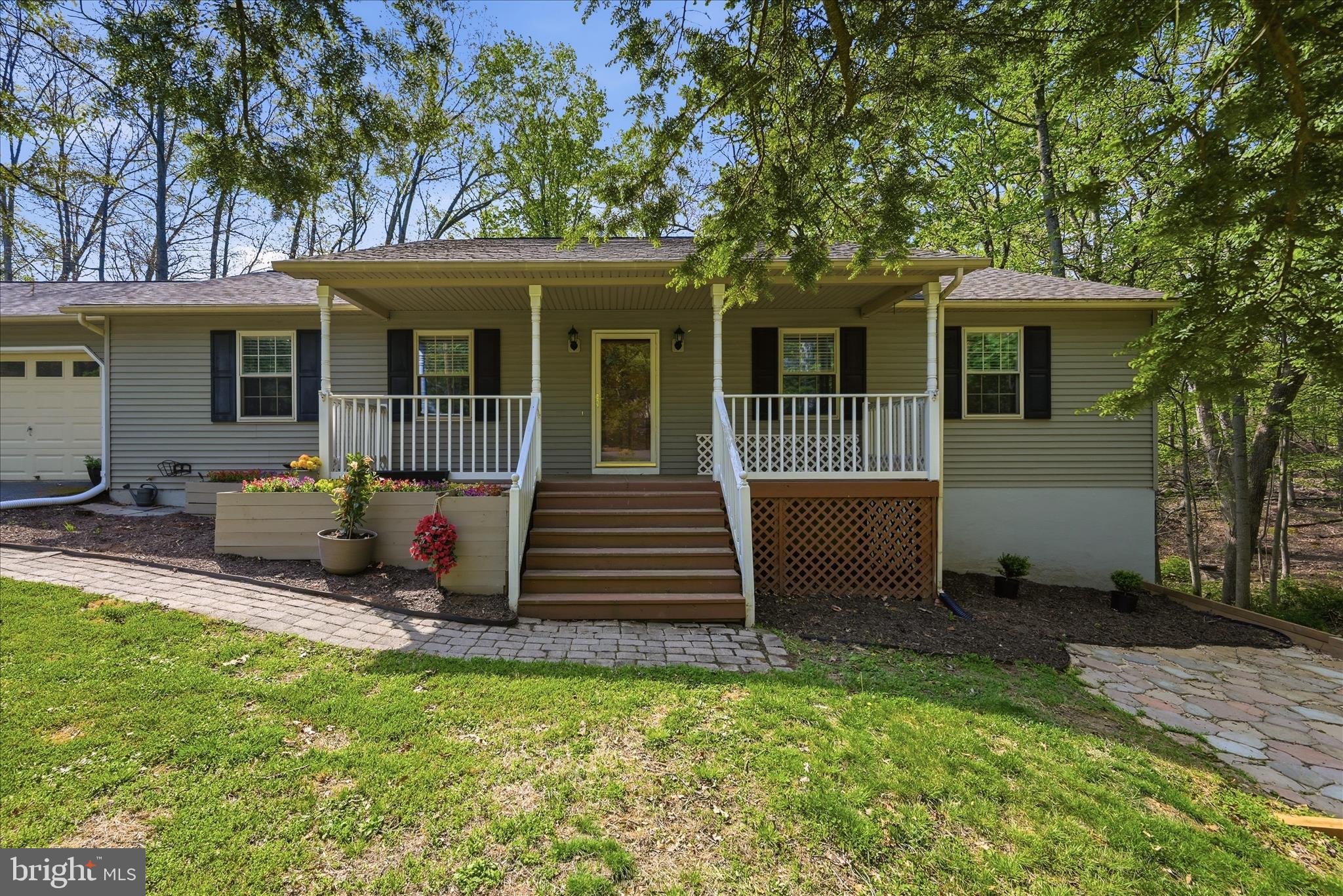 LAKE HOLIDAY ESTATES - Residential