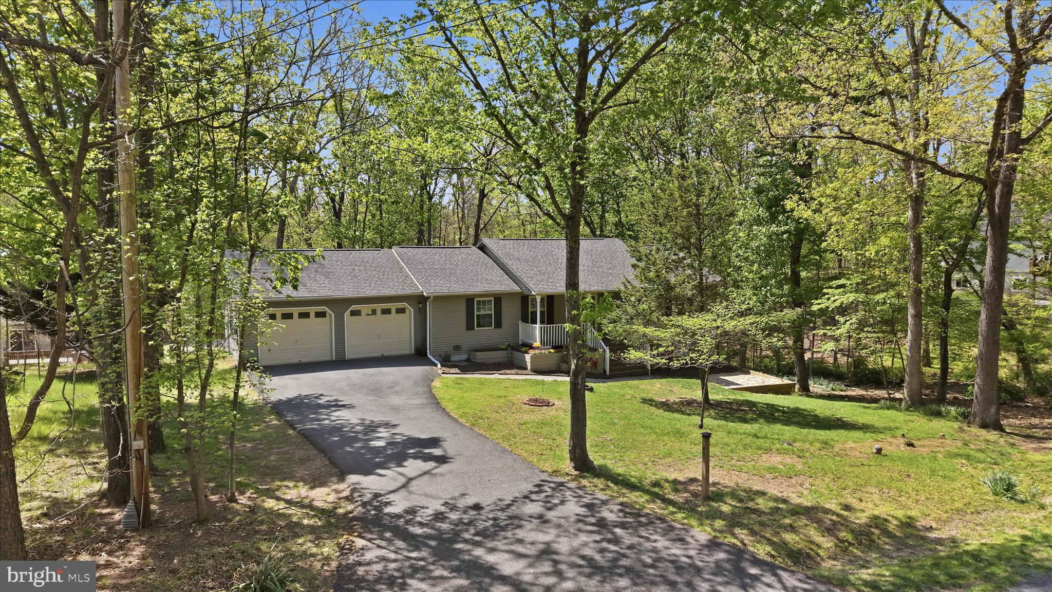 LAKE HOLIDAY ESTATES - Residential