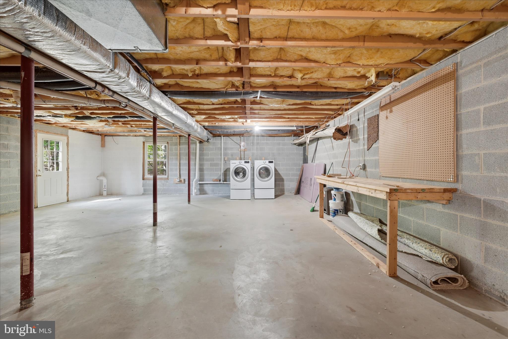 LAKE HOLIDAY ESTATES - Residential