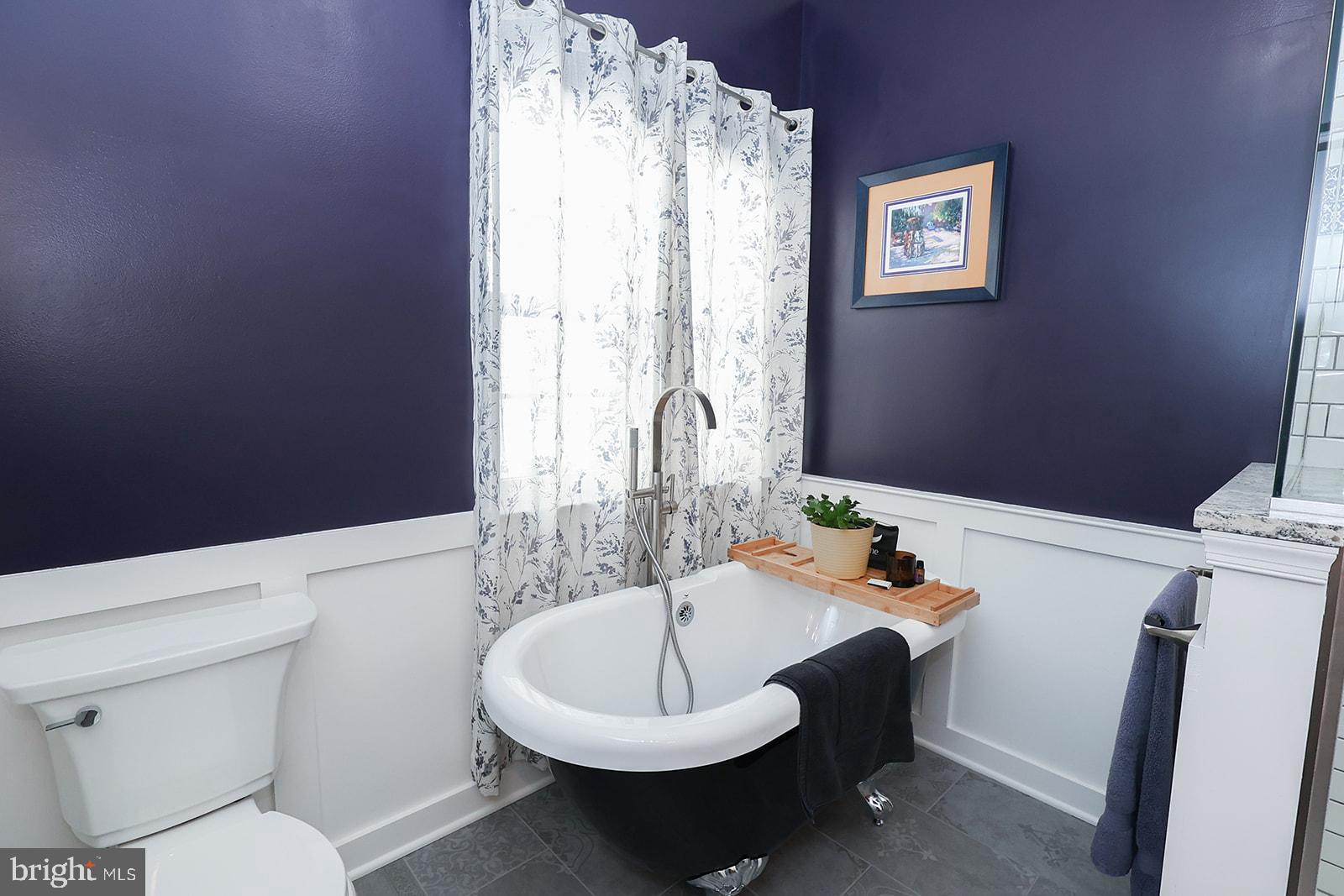 KEDGES STRAIT - Residential