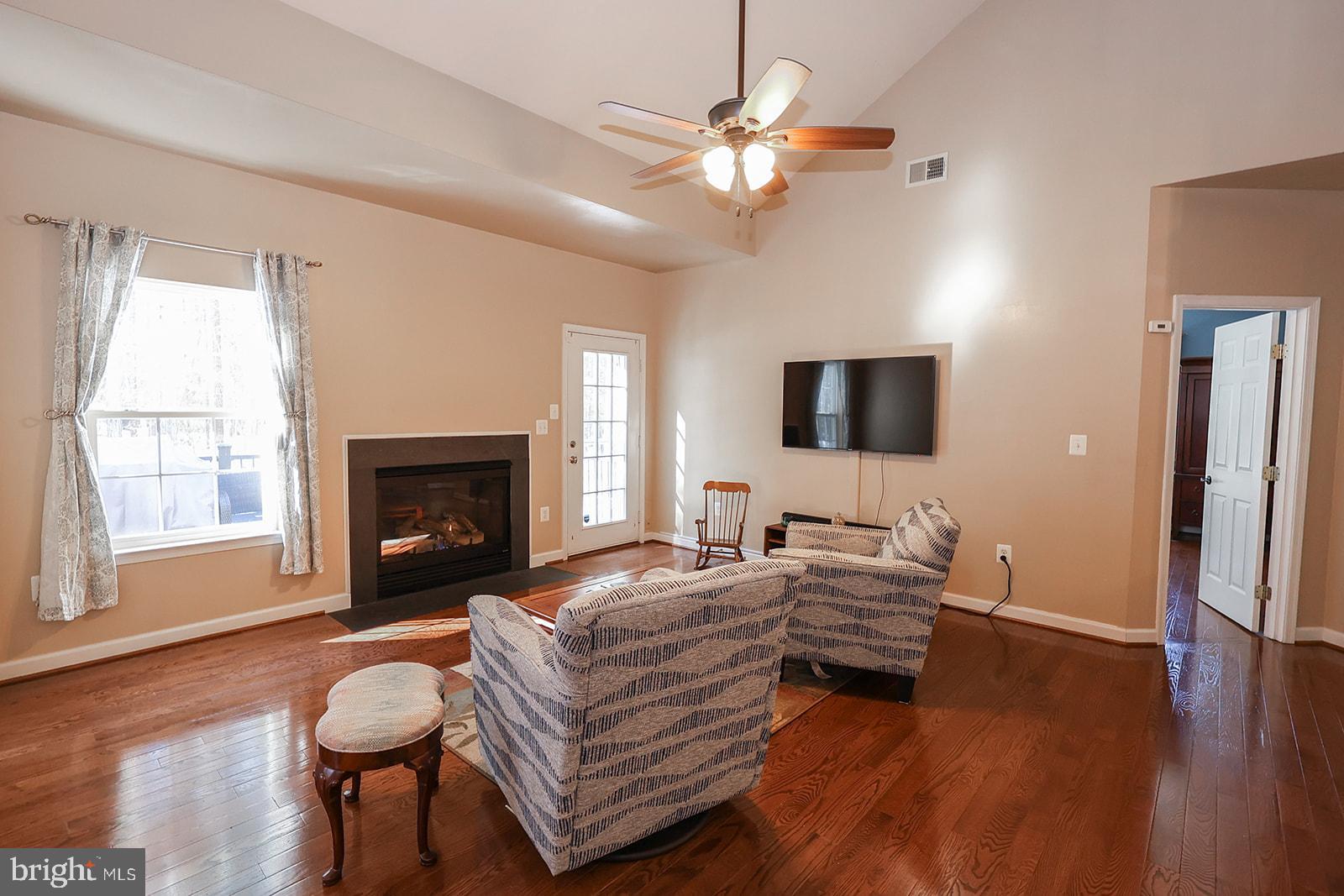 KEDGES STRAIT - Residential