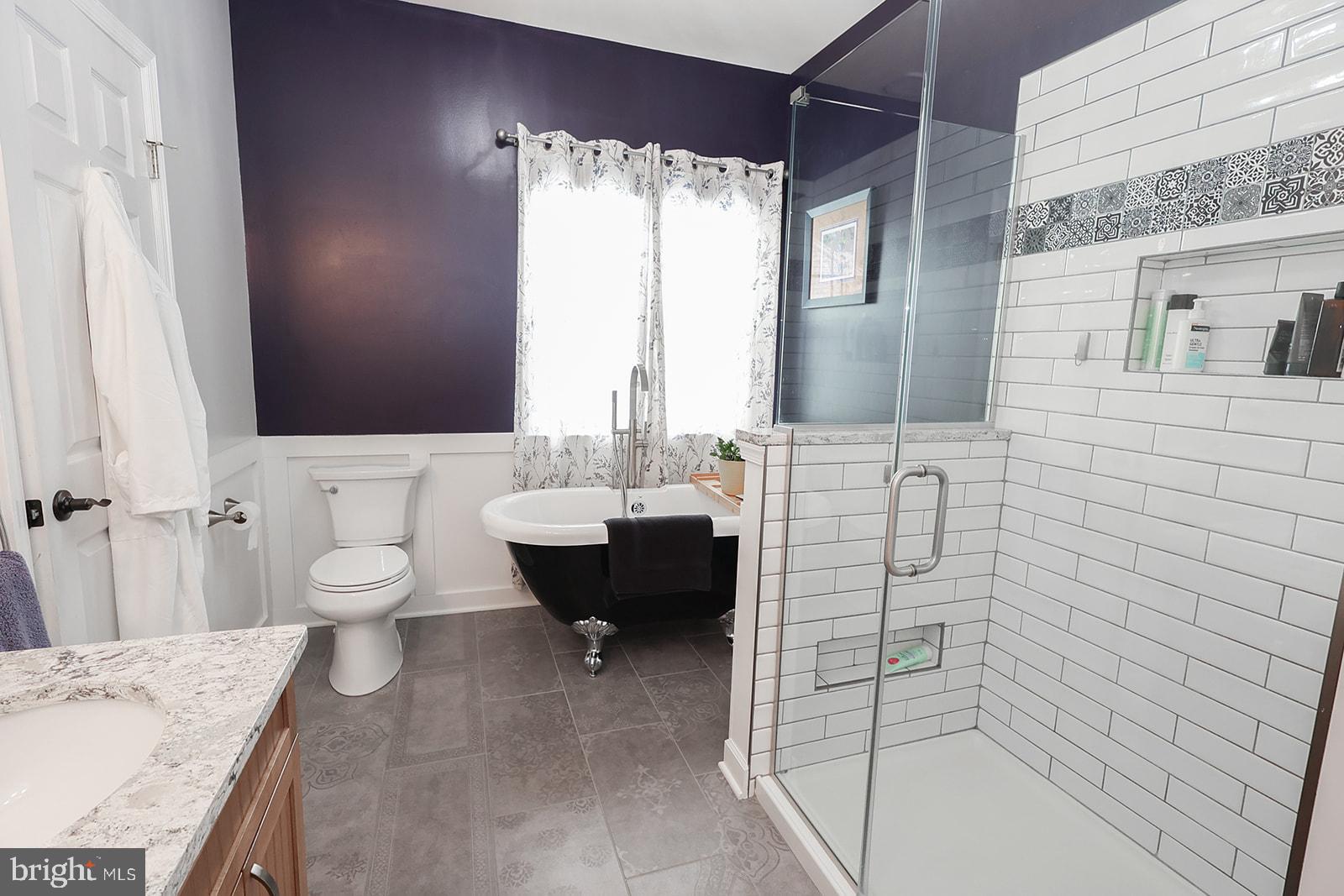 KEDGES STRAIT - Residential