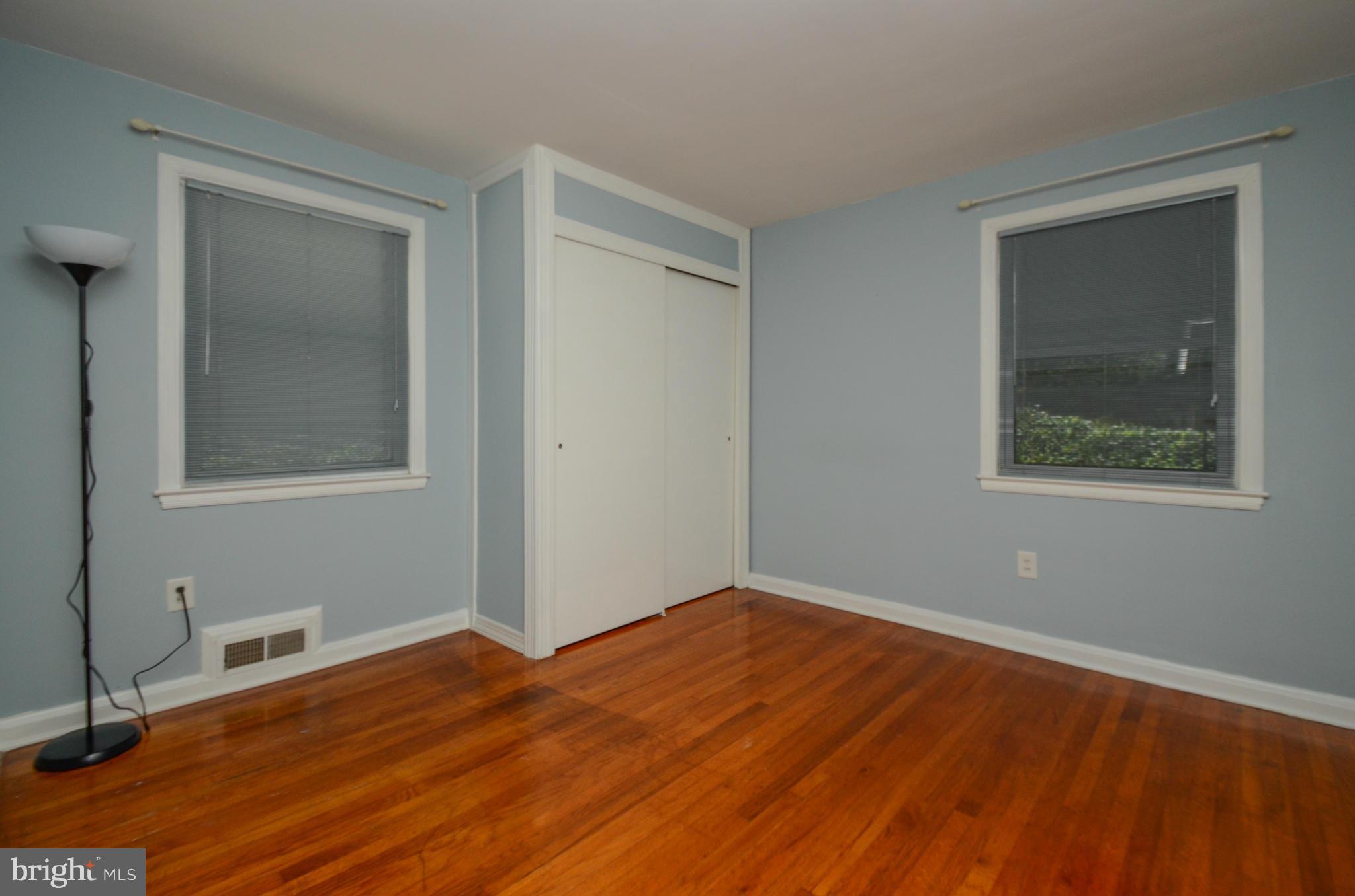 GLENDALE - Residential Lease