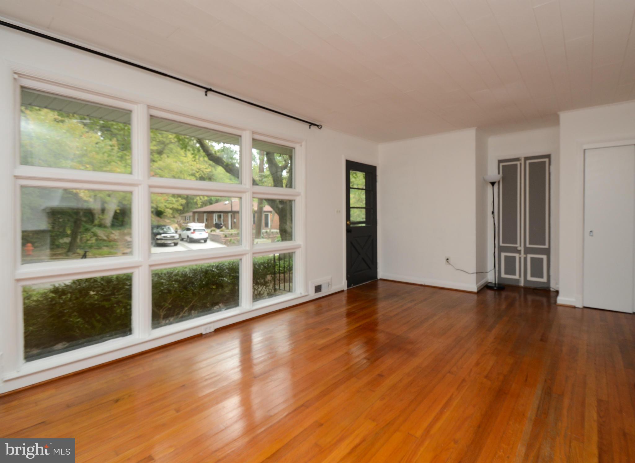 GLENDALE - Residential Lease