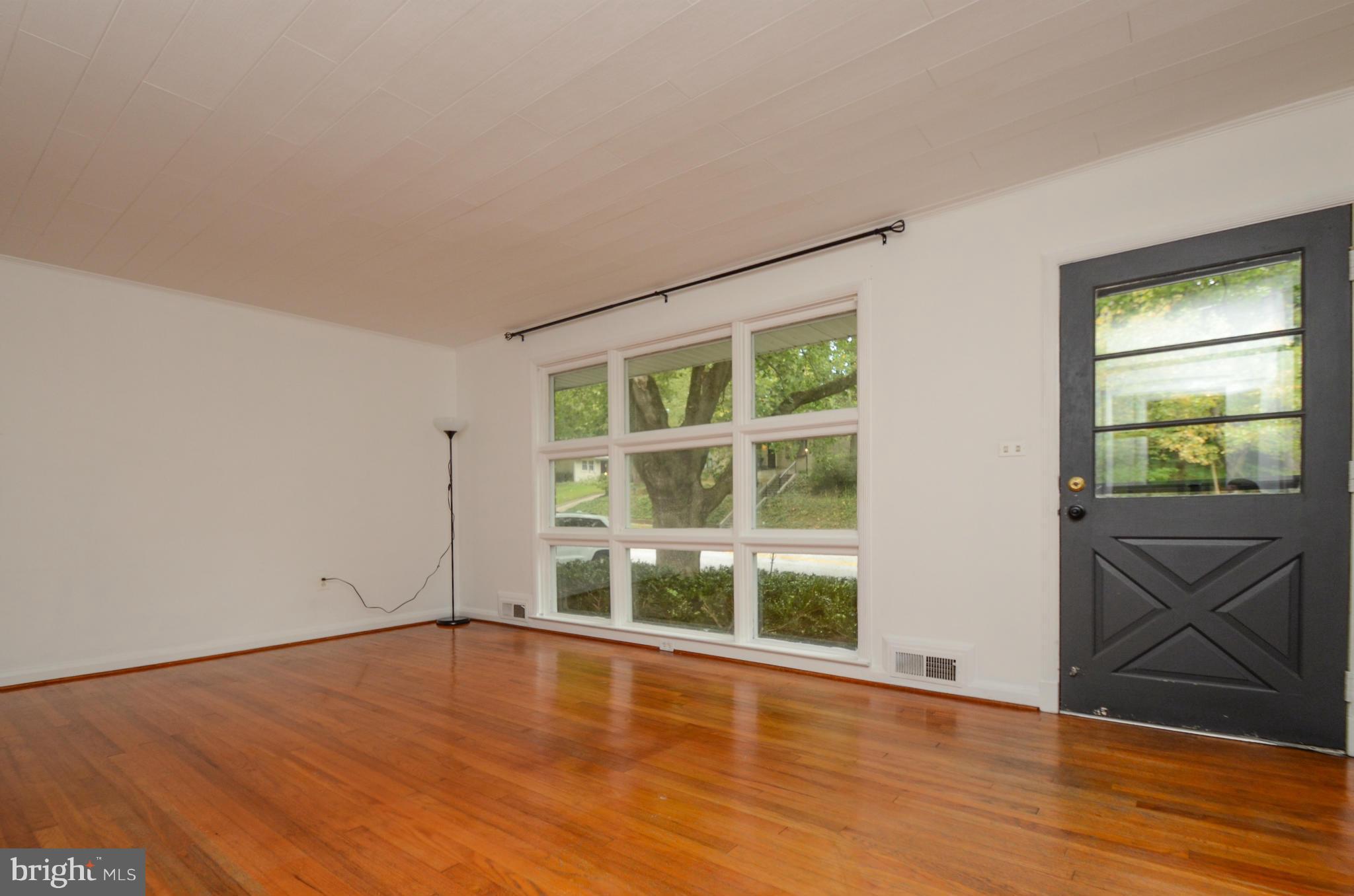 GLENDALE - Residential Lease