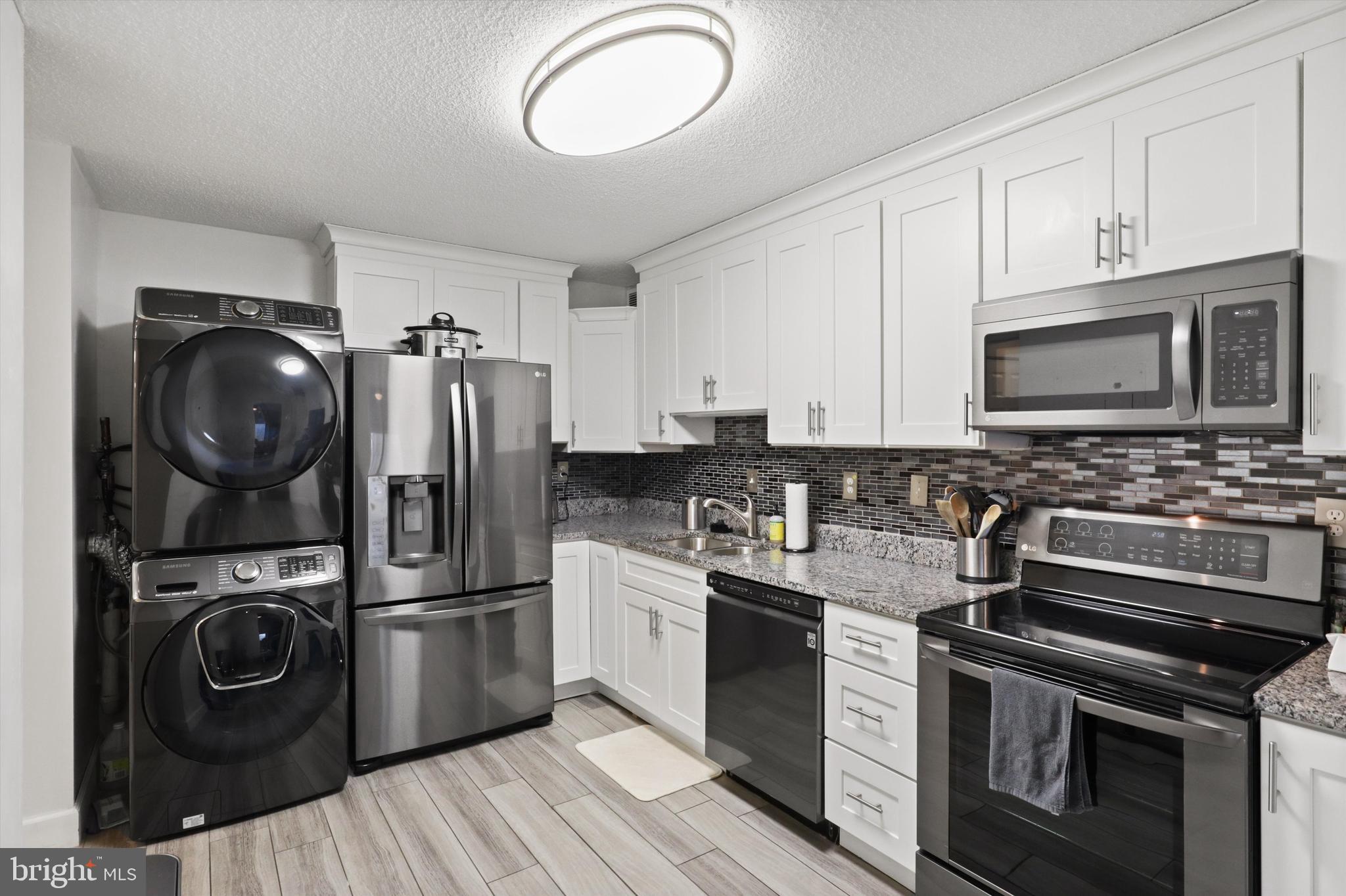 WATERGATE AT LANDMARK - Residential Lease