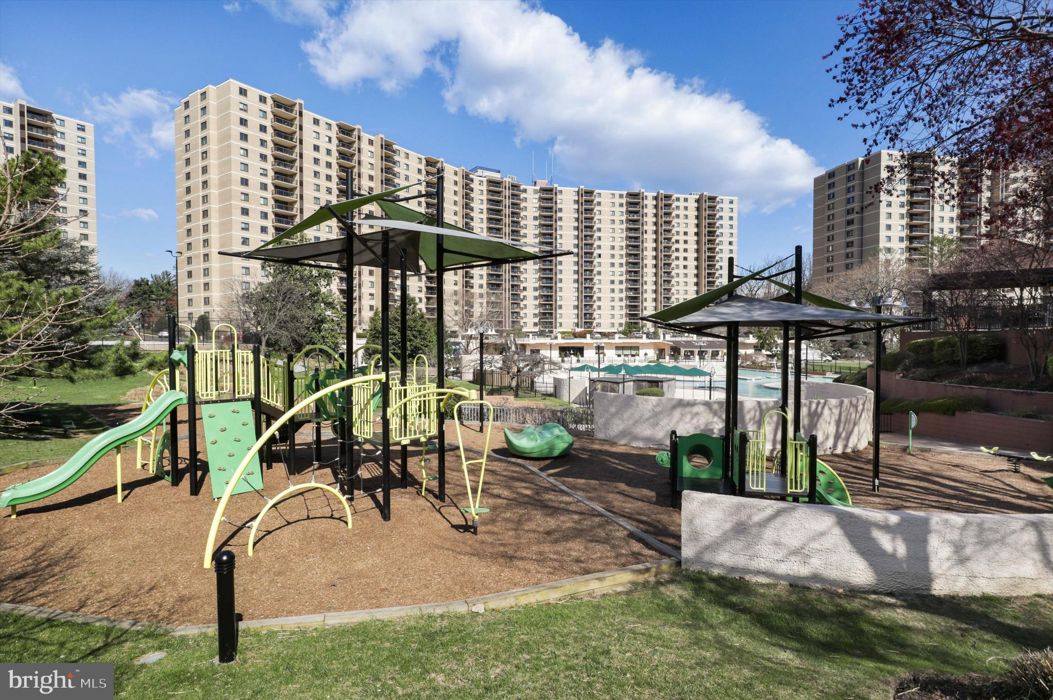 WATERGATE AT LANDMARK - Residential Lease