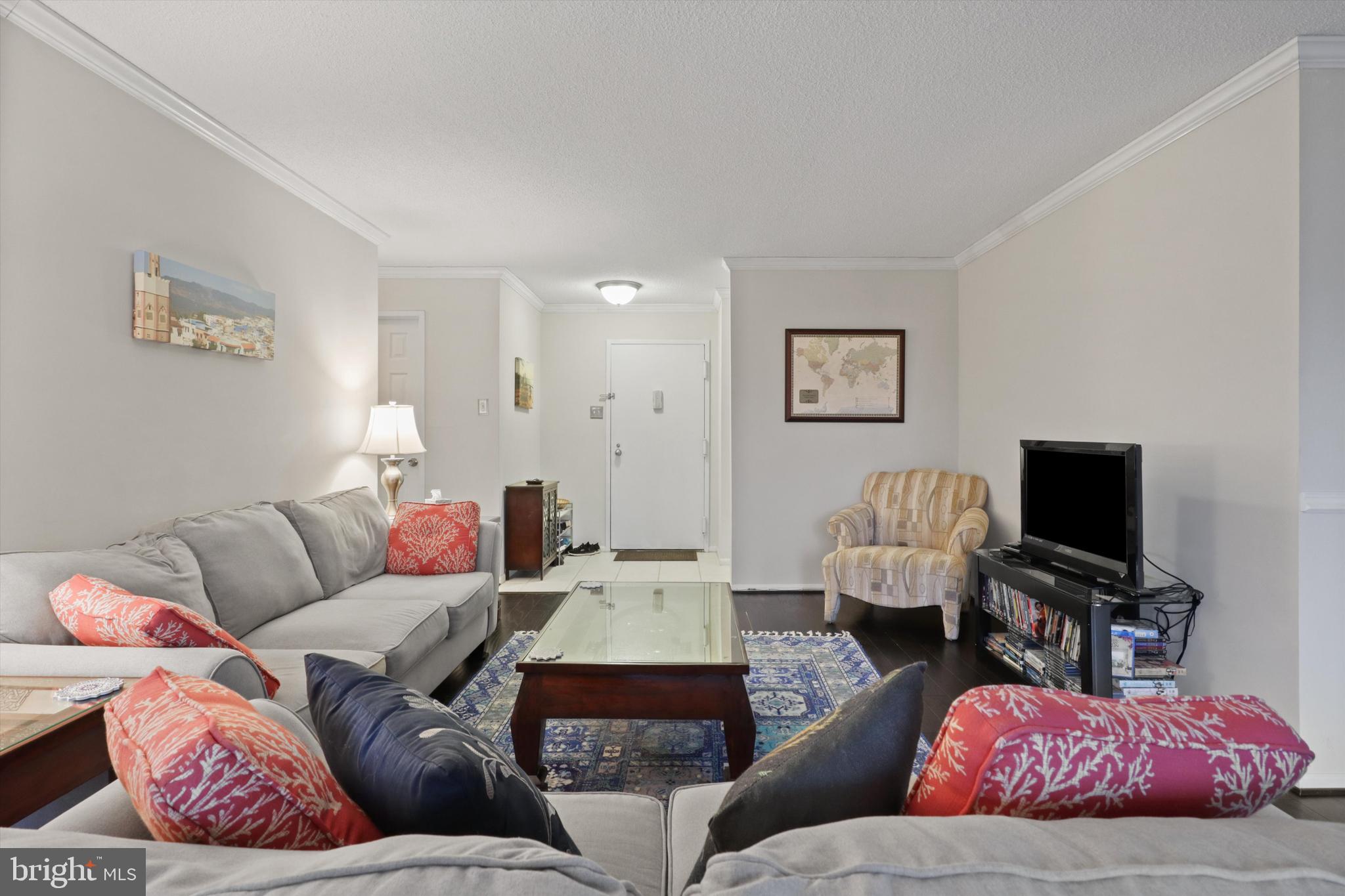 WATERGATE AT LANDMARK - Residential Lease