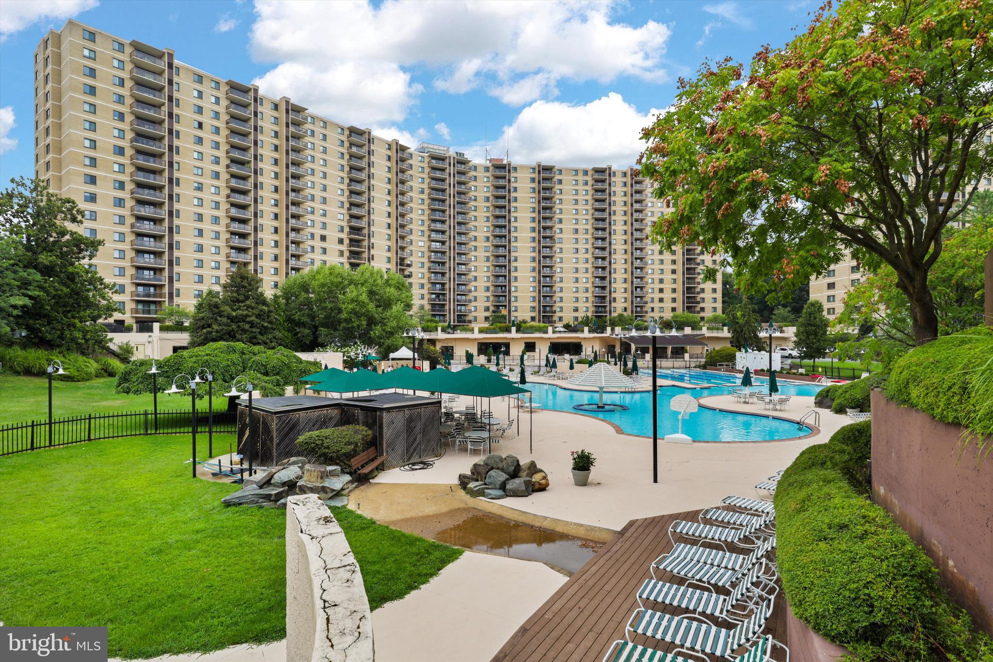 WATERGATE AT LANDMARK - Residential Lease