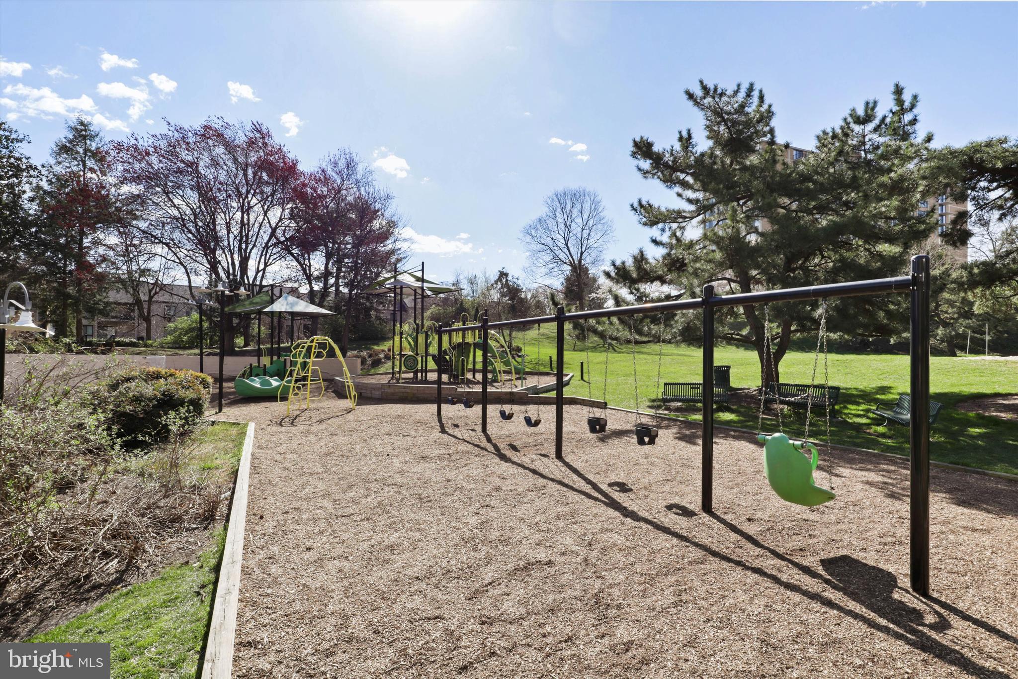 WATERGATE AT LANDMARK - Residential Lease