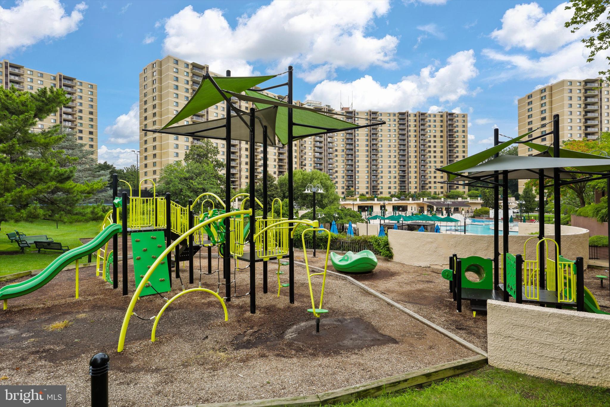 WATERGATE AT LANDMARK - Residential Lease