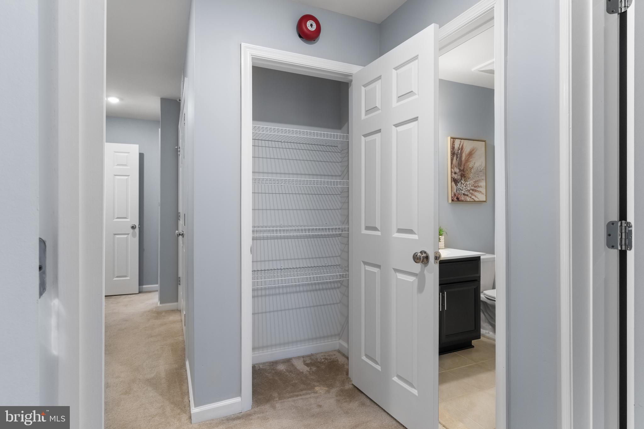 WARMINSTER VIL - Residential