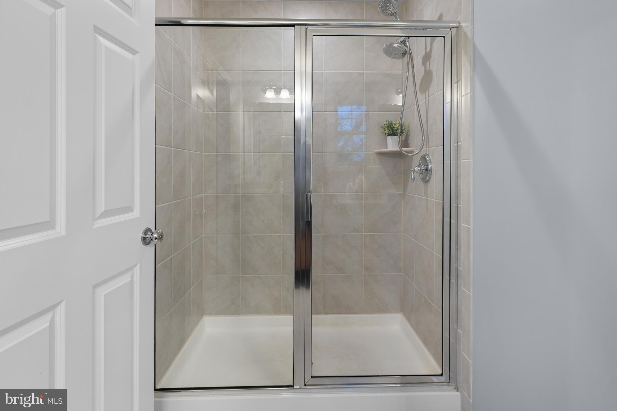 WARMINSTER VIL - Residential