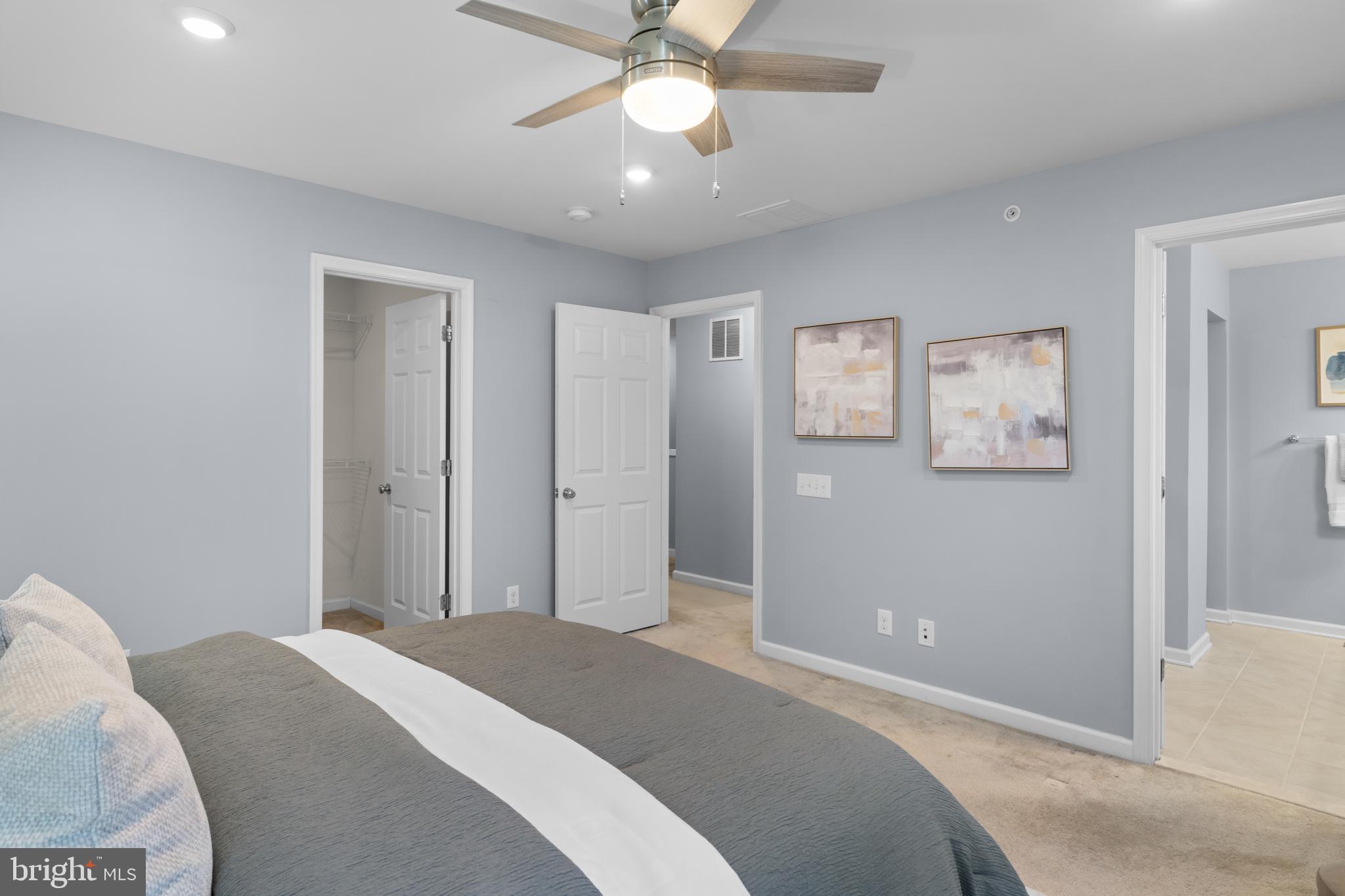 WARMINSTER VIL - Residential