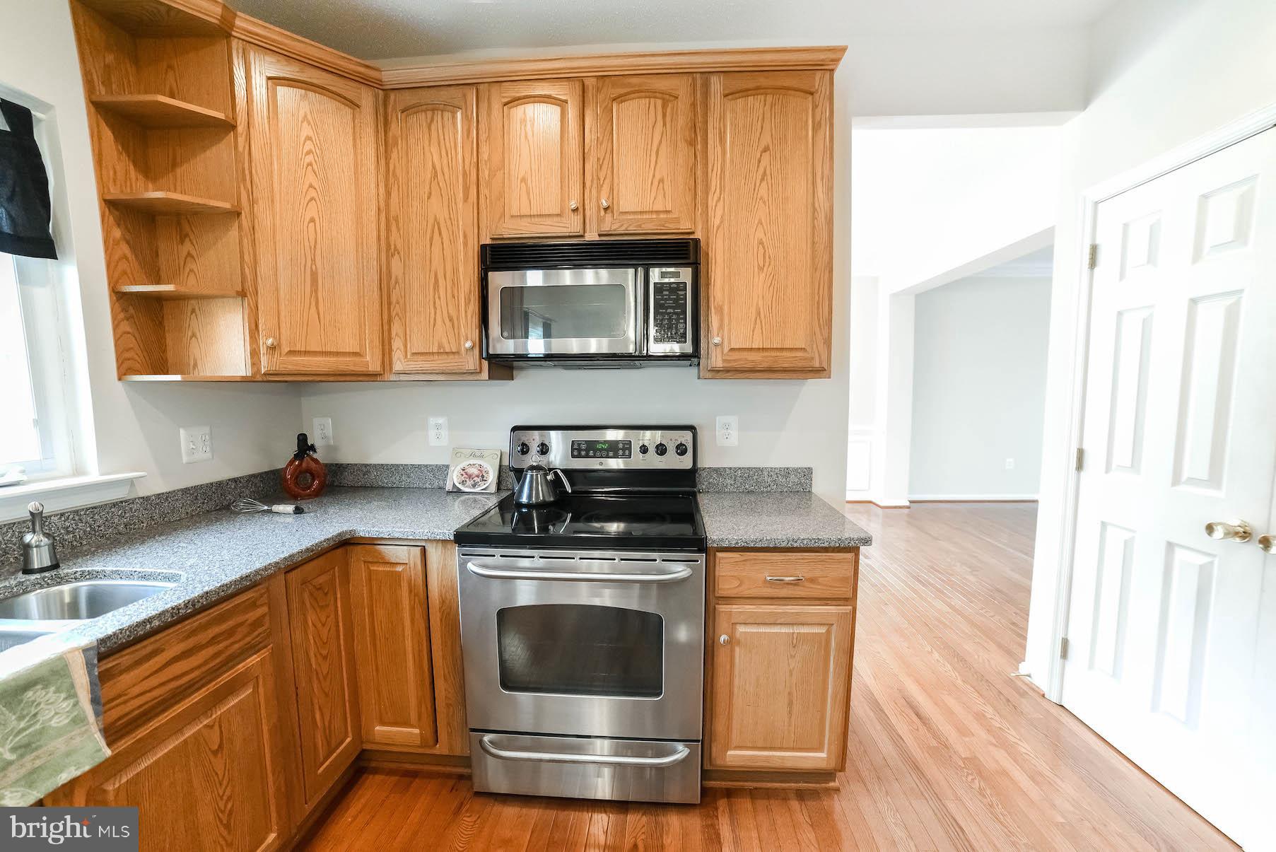 NEWTON MANOR - Residential