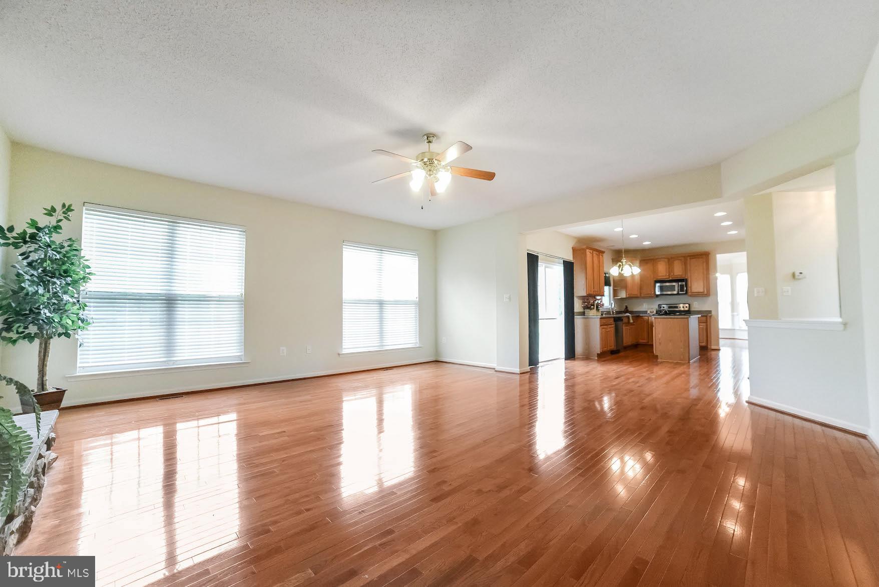 NEWTON MANOR - Residential