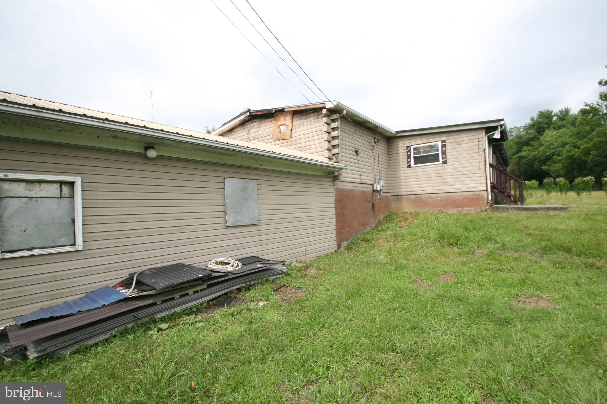 12916 HONEYSUCKLE LANE