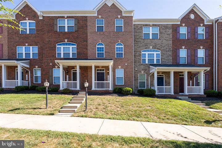 FEATHERSTONE STATION CONDOMINIUMS - Residential Lease