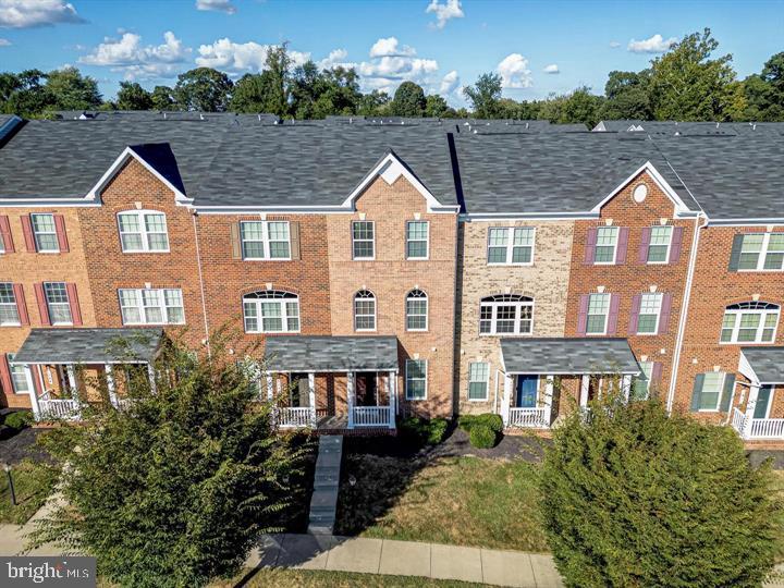 FEATHERSTONE STATION CONDOMINIUMS - Residential Lease