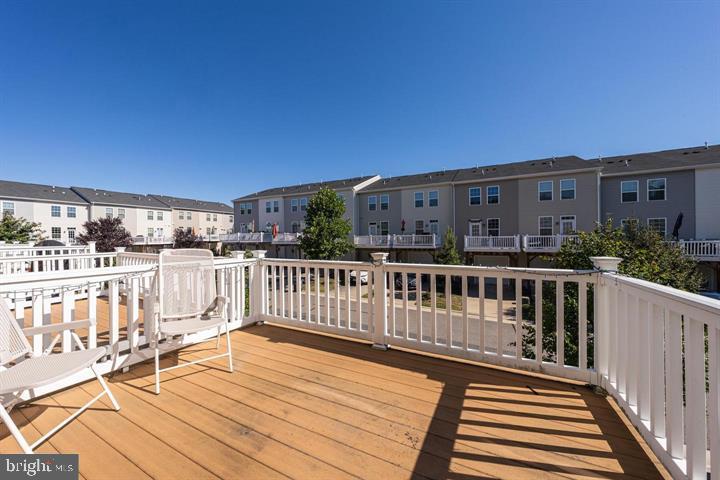 FEATHERSTONE STATION CONDOMINIUMS - Residential Lease