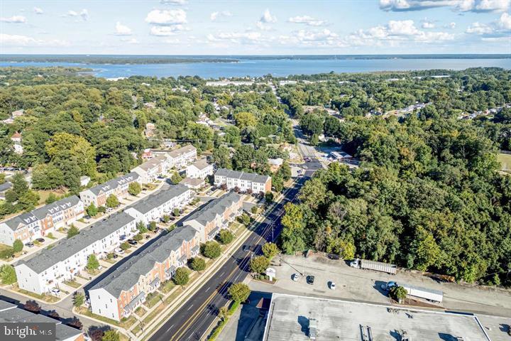 FEATHERSTONE STATION CONDOMINIUMS - Residential Lease