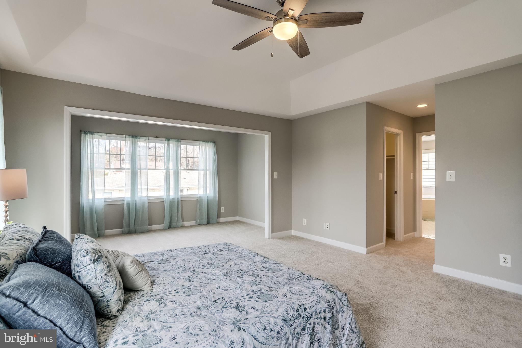 JOHNSONS HILL - Residential