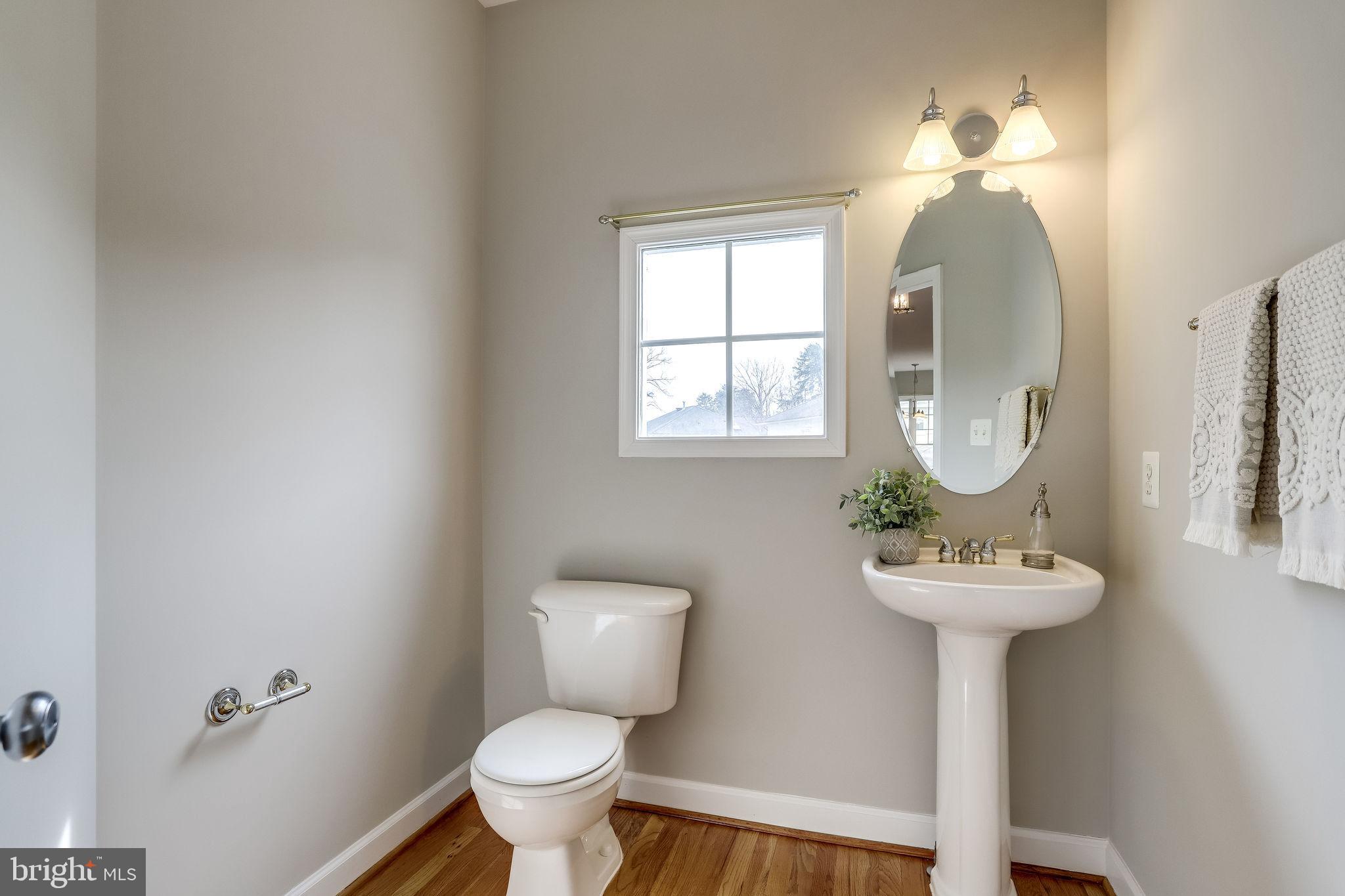 JOHNSONS HILL - Residential