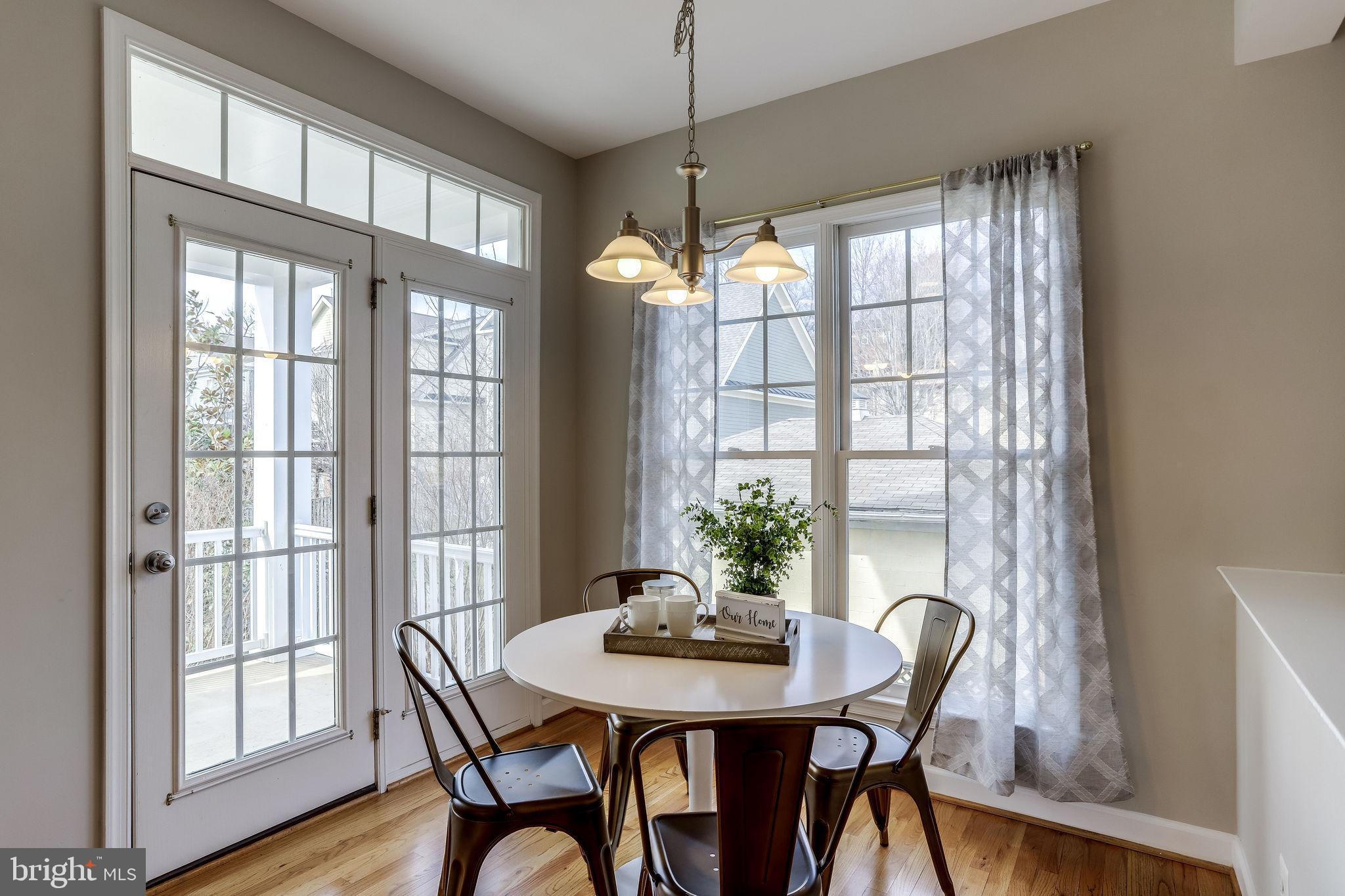 JOHNSONS HILL - Residential