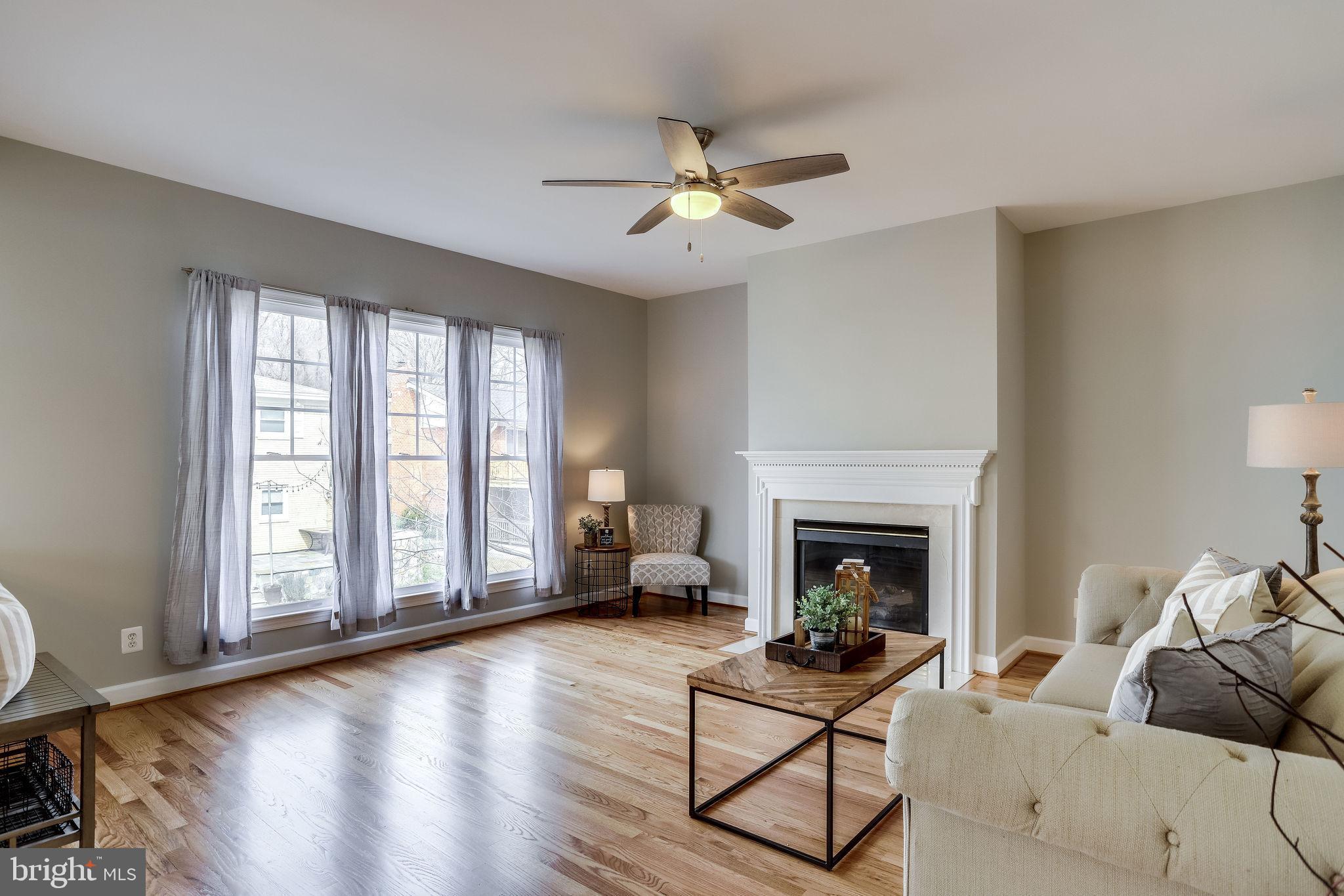 JOHNSONS HILL - Residential